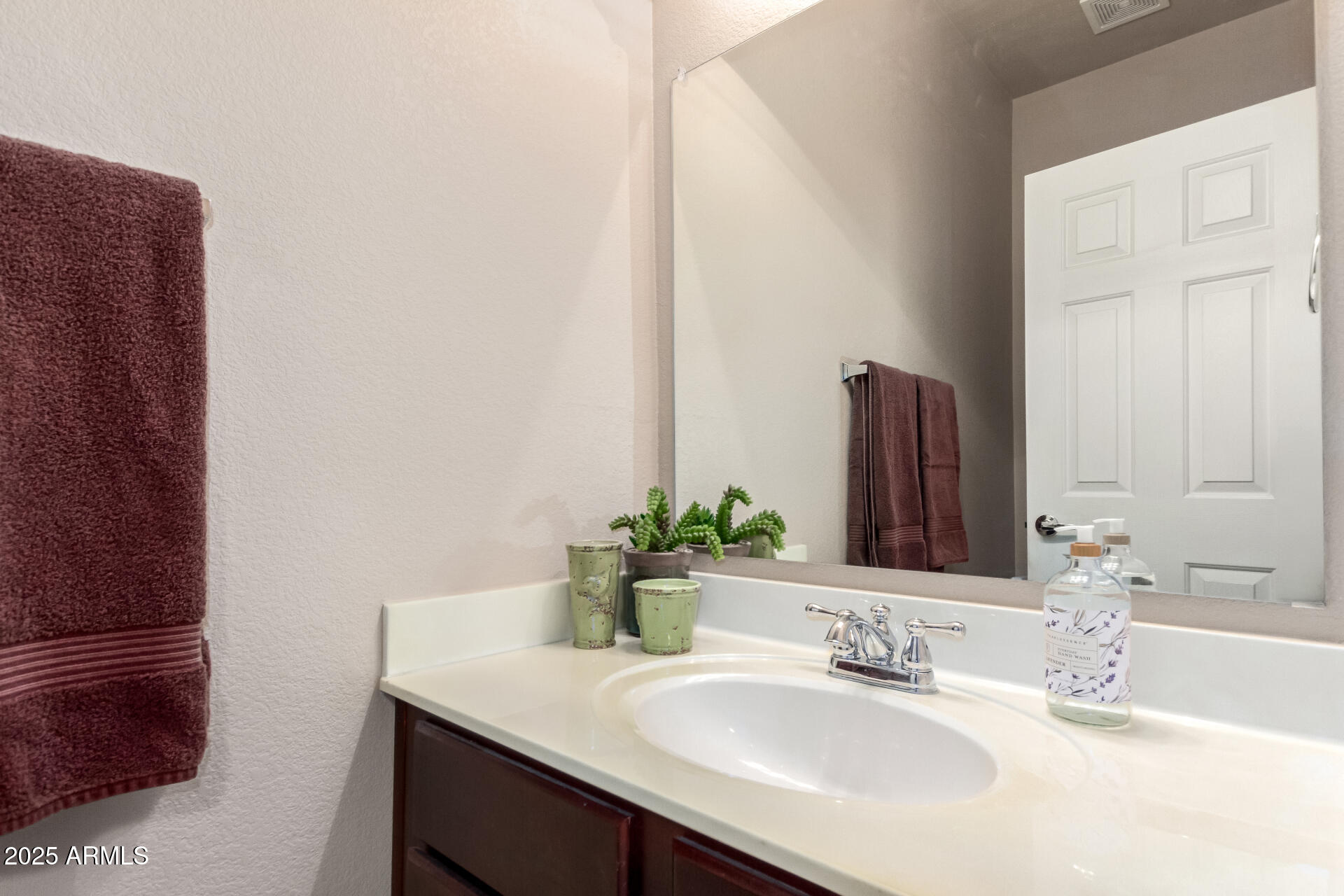 1350 S GREENFIELD Road # 1215