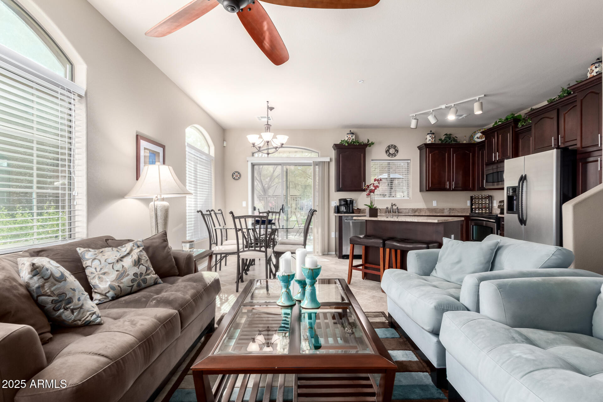 1350 S GREENFIELD Road # 1215