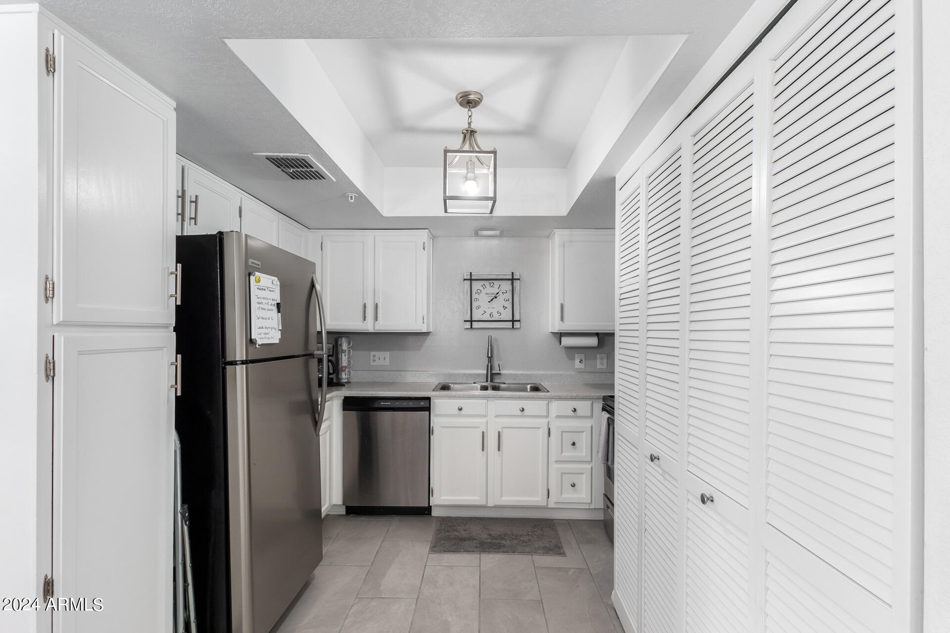 1211 N MILLER Road # 258