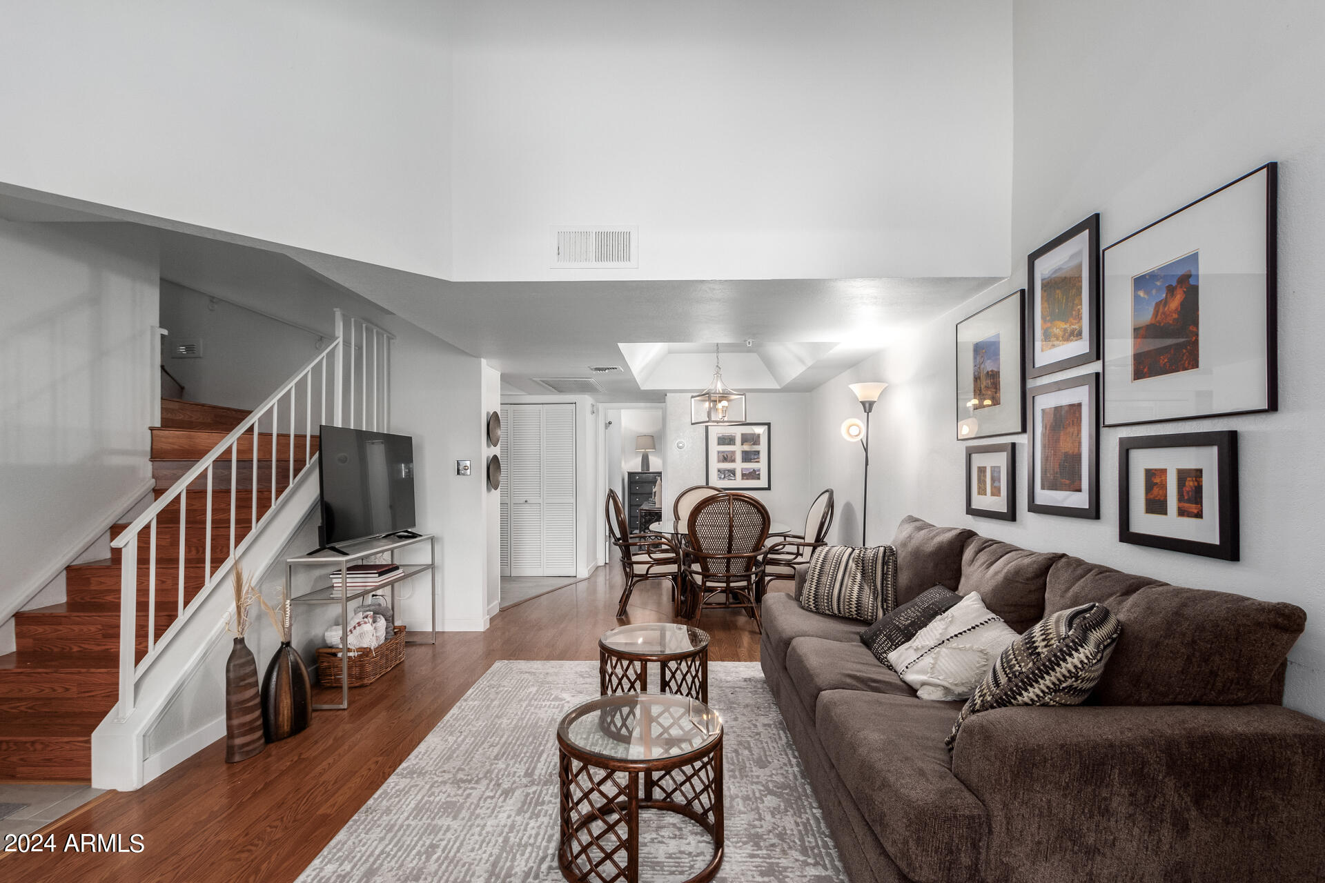 1211 N MILLER Road # 258