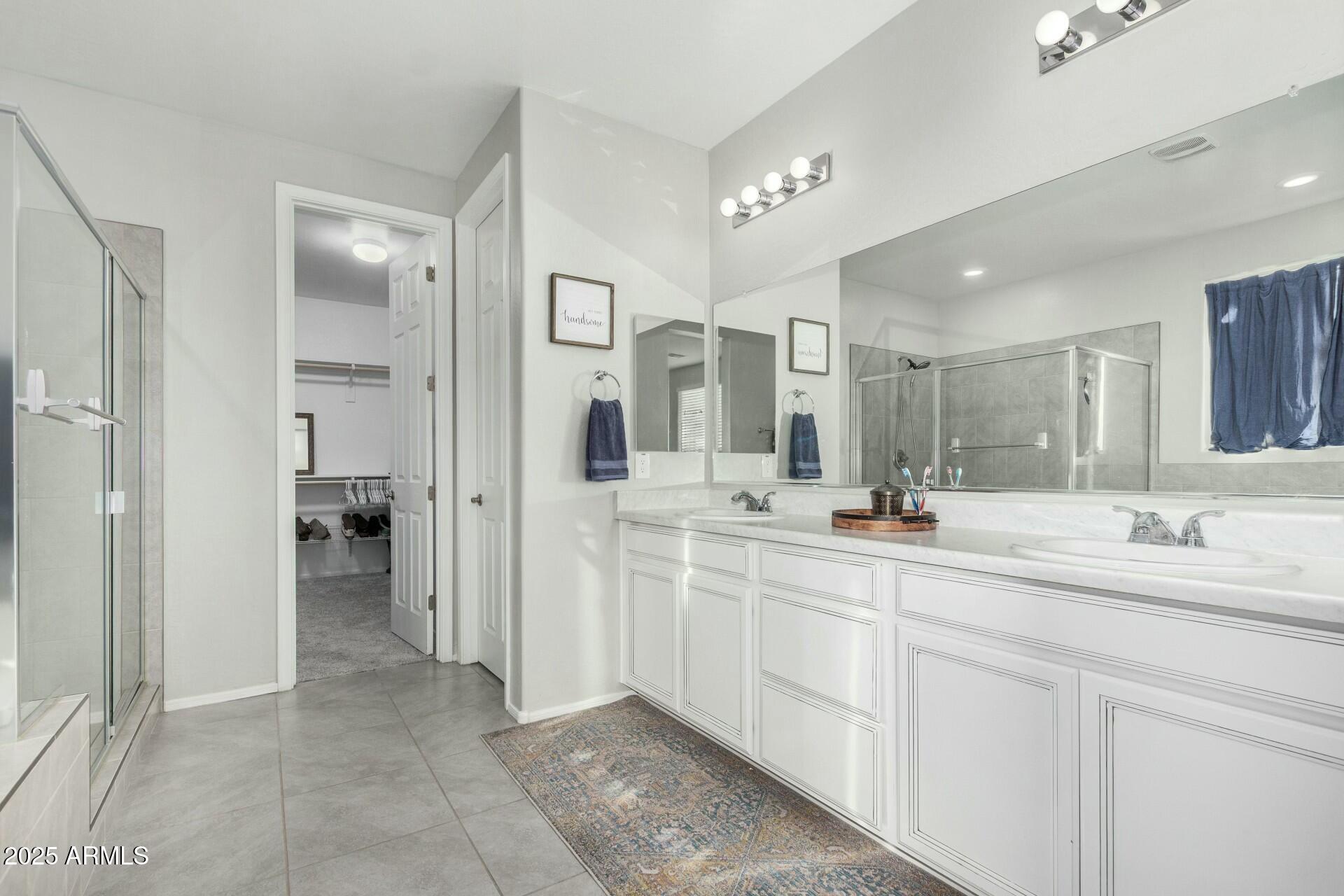 24032 N ROOSTER Road