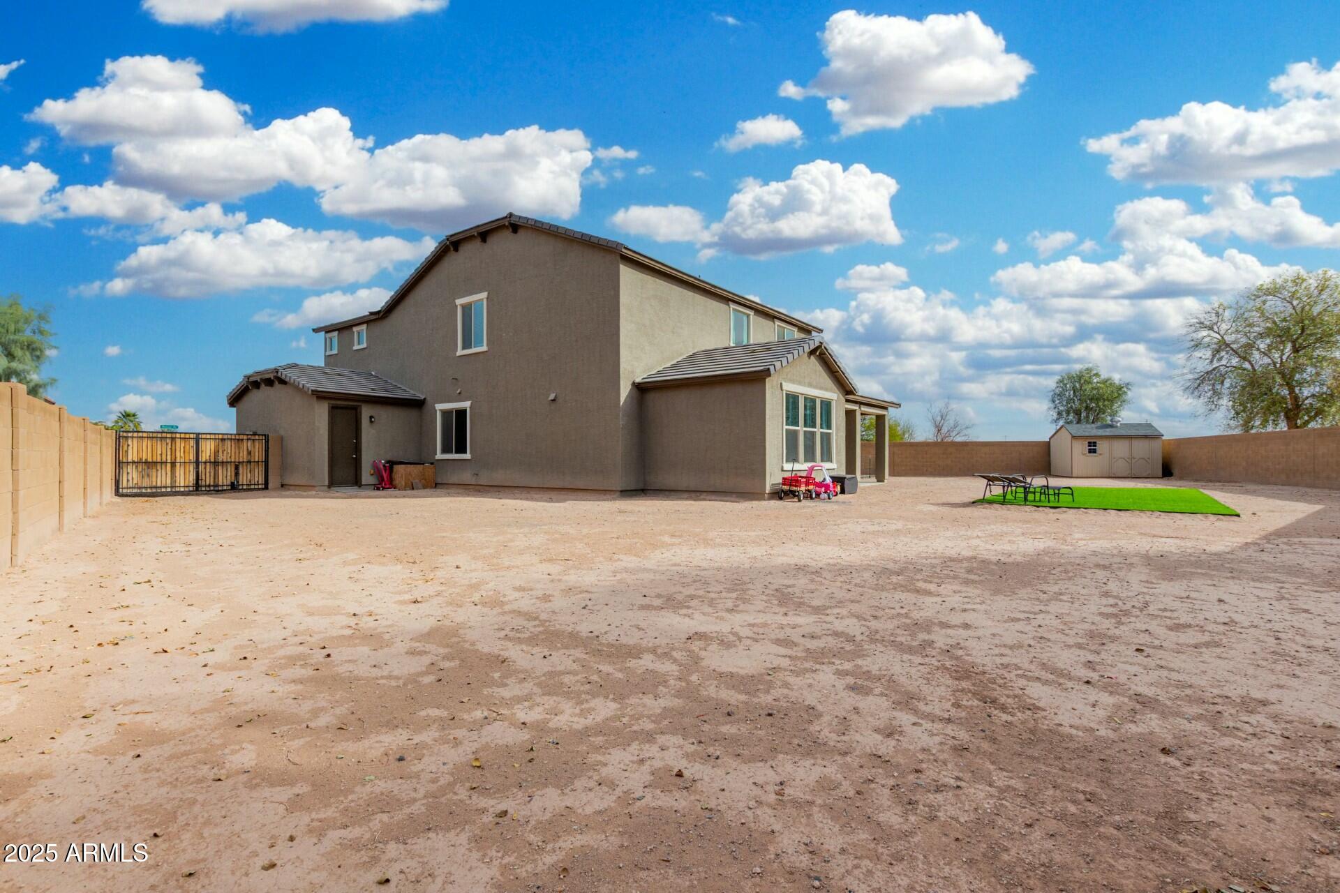 24032 N ROOSTER Road