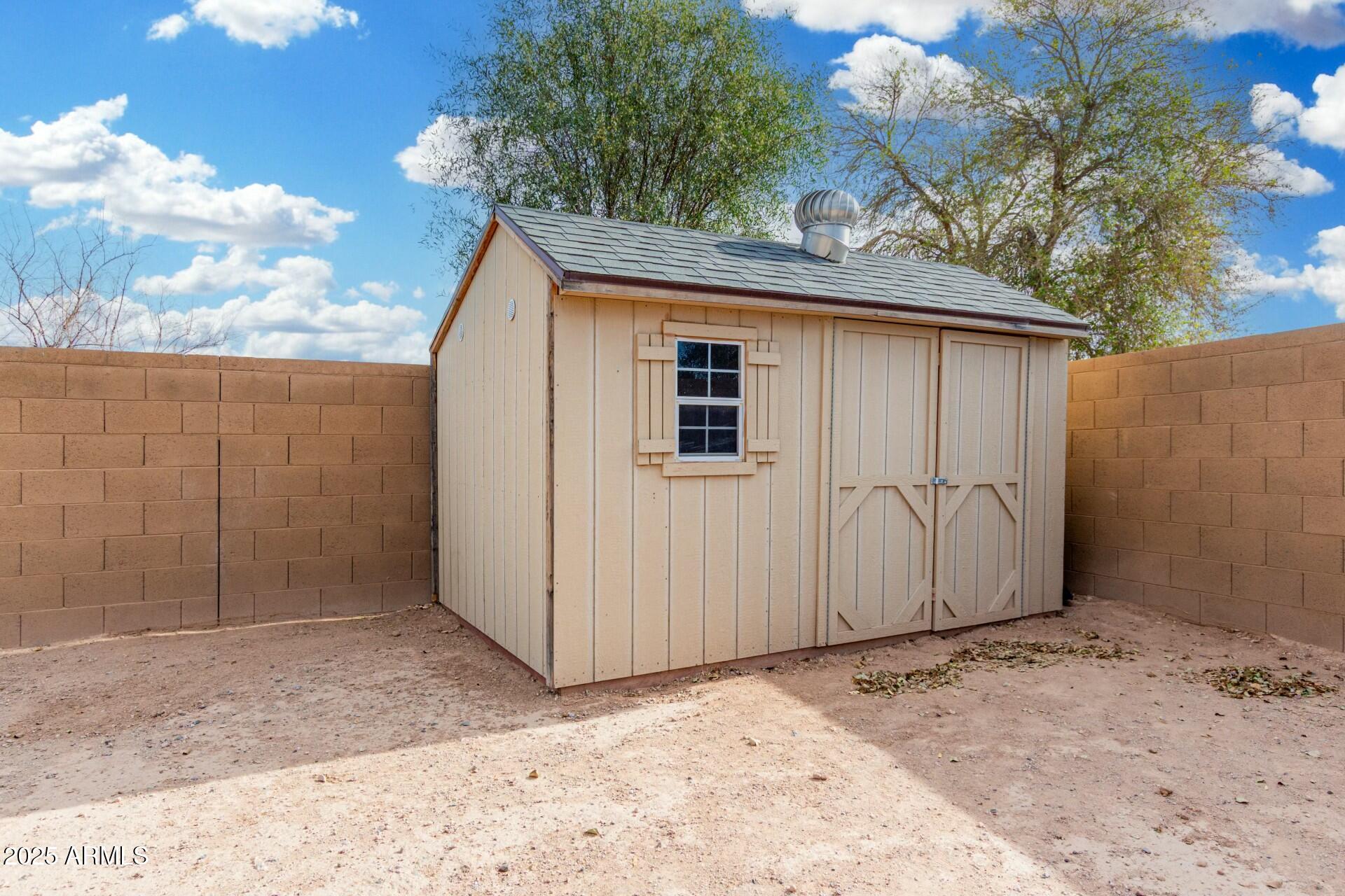 24032 N ROOSTER Road