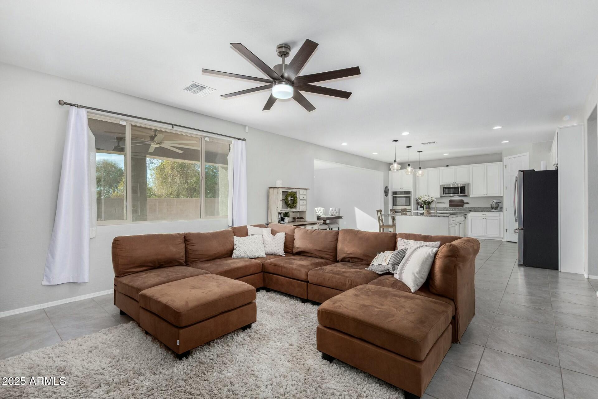 24032 N ROOSTER Road