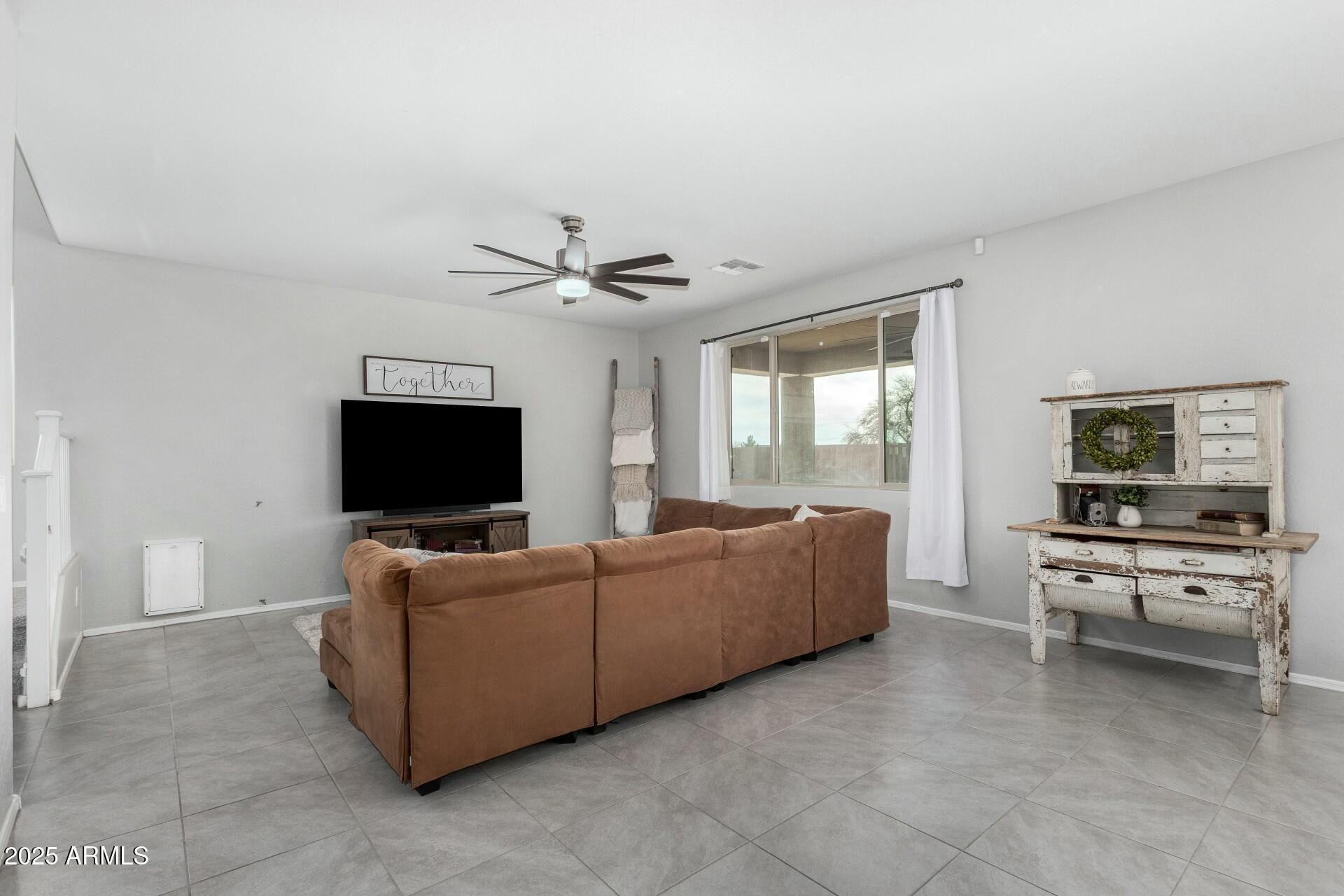 24032 N ROOSTER Road