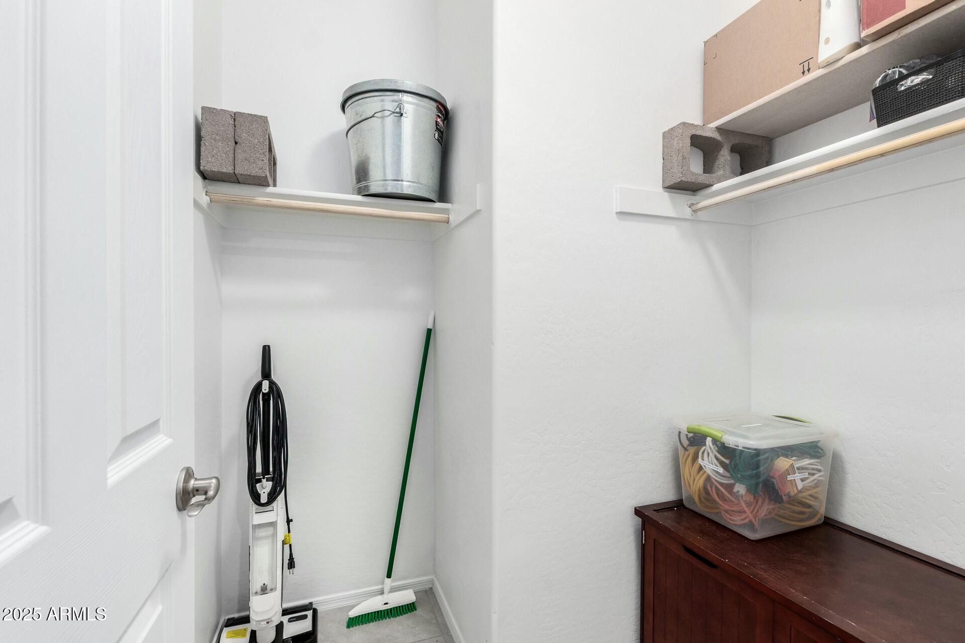 24032 N ROOSTER Road