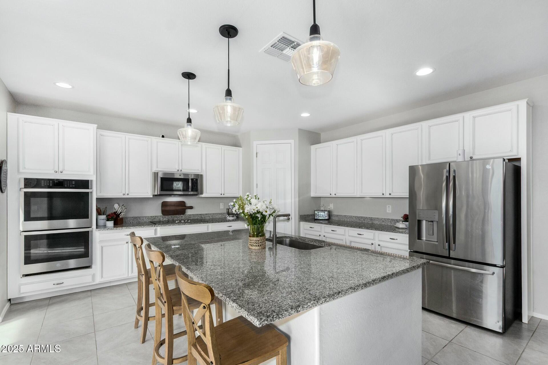 24032 N ROOSTER Road