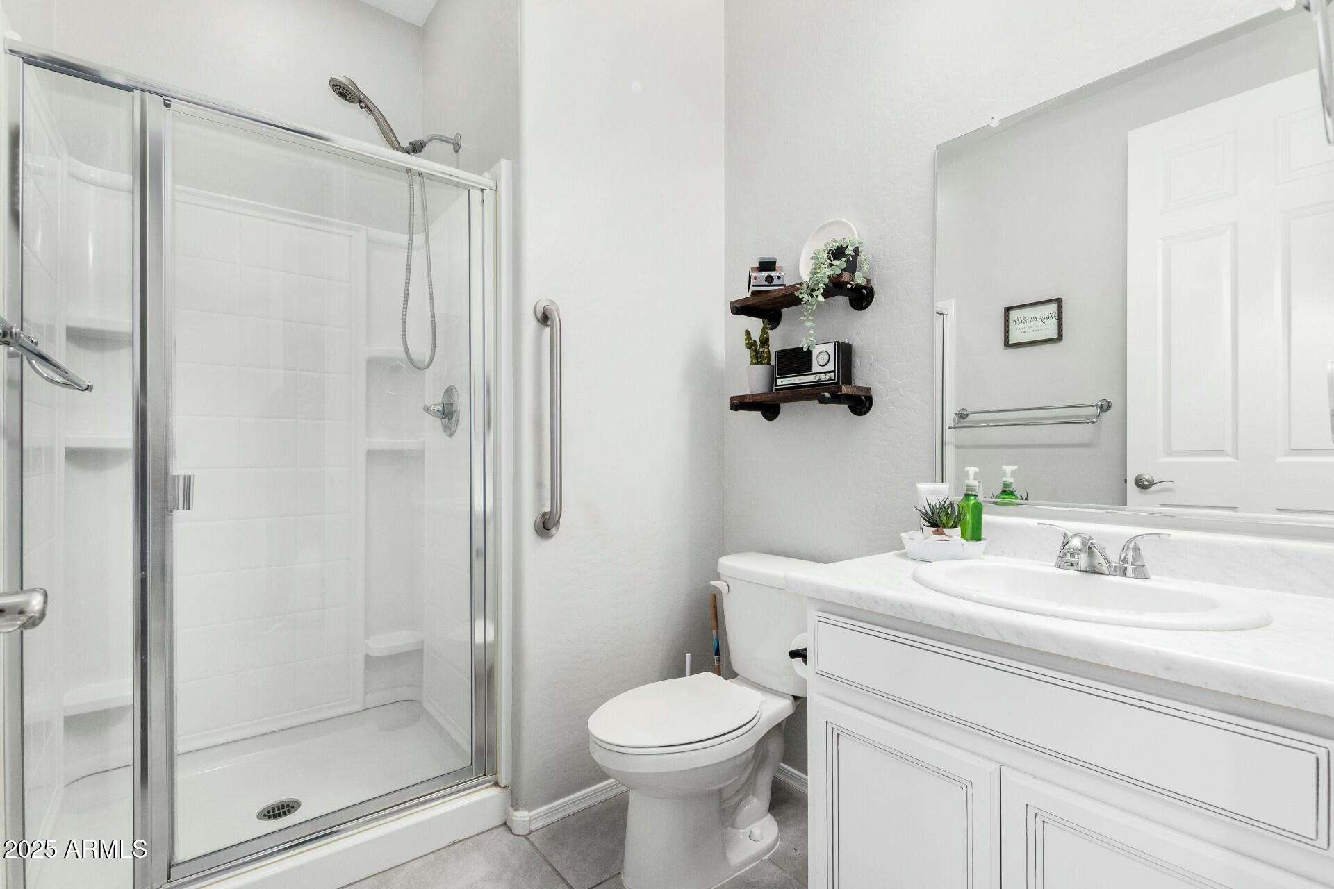 24032 N ROOSTER Road