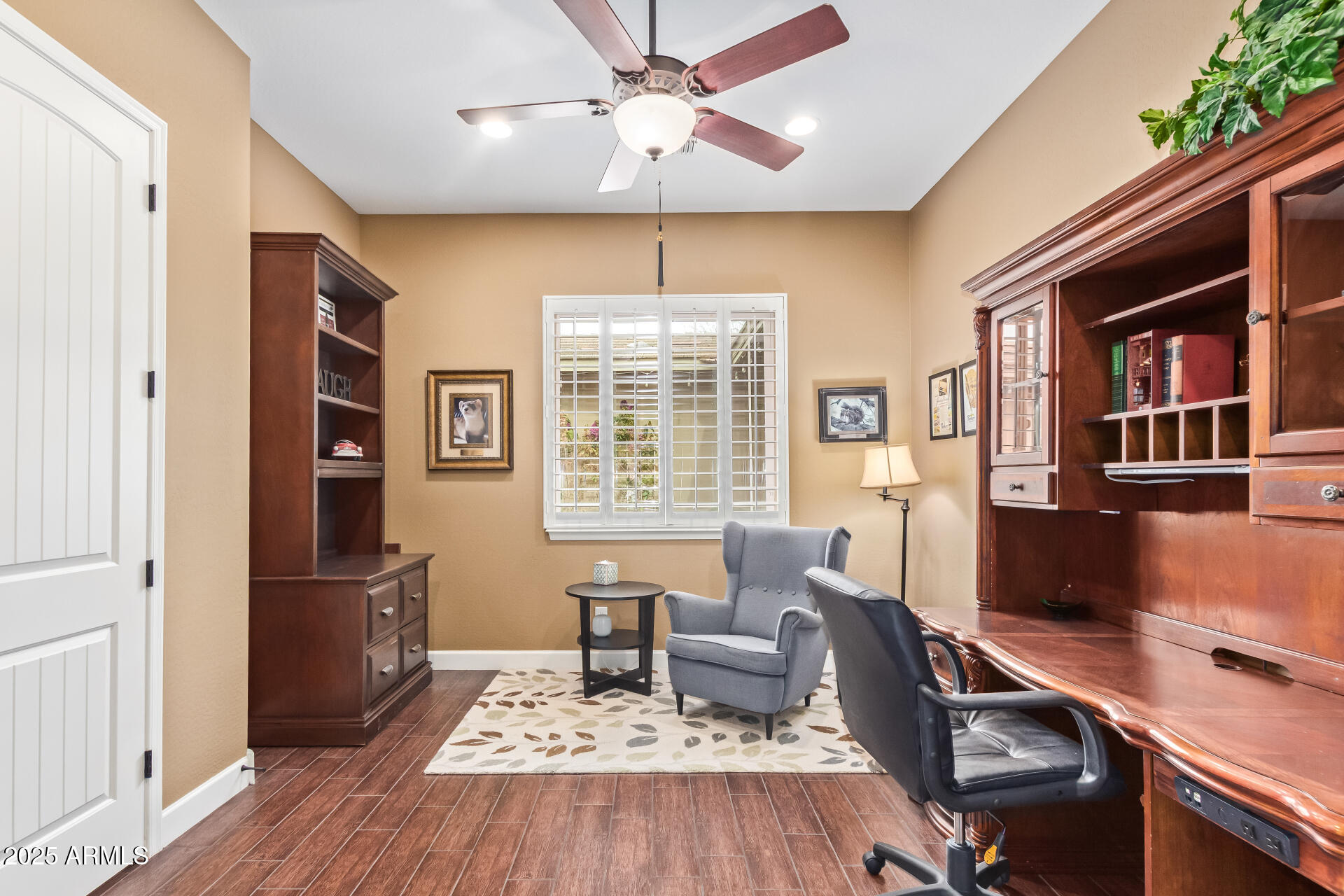 3881 E Birchwood Place