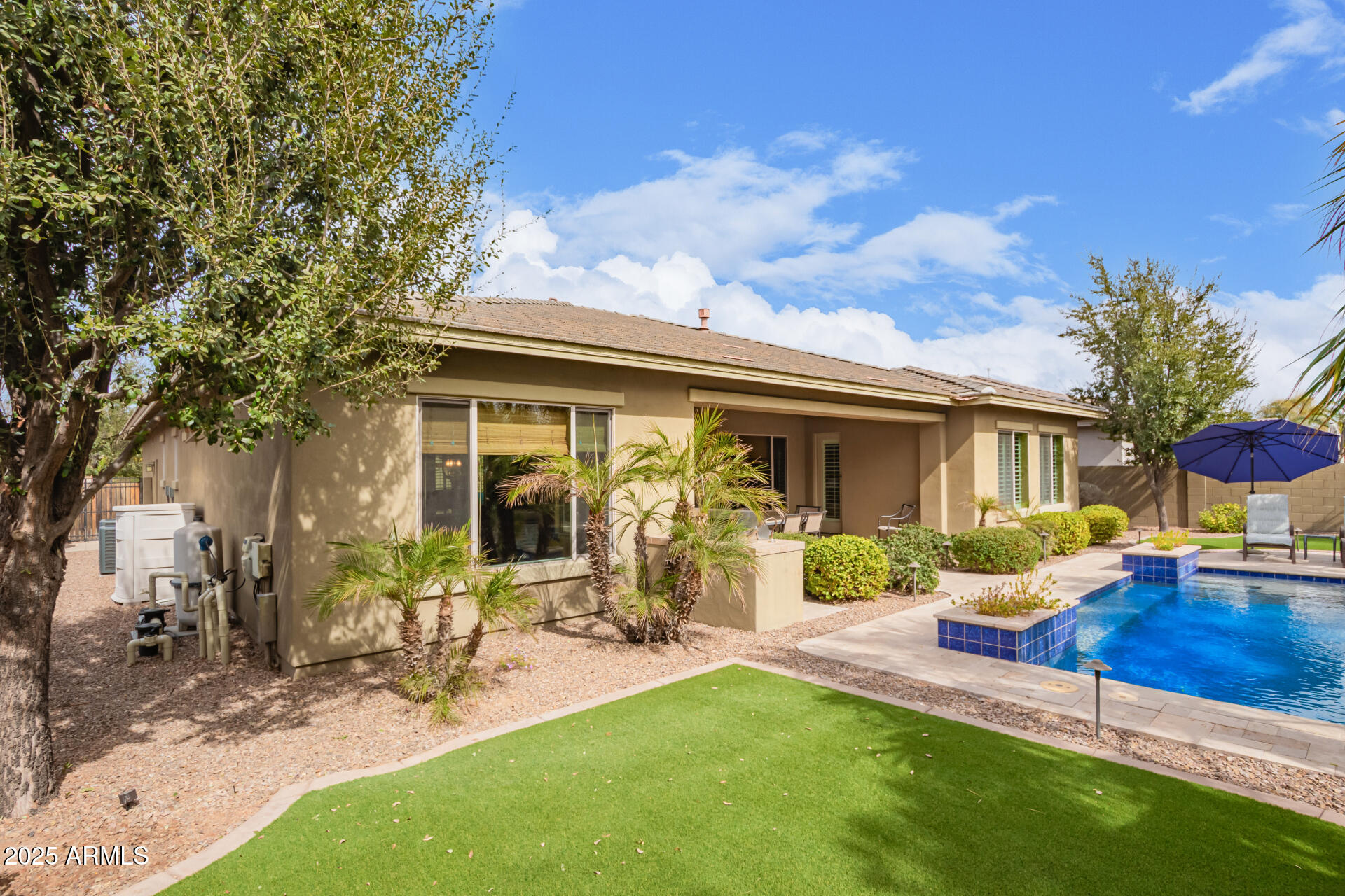 3881 E Birchwood Place