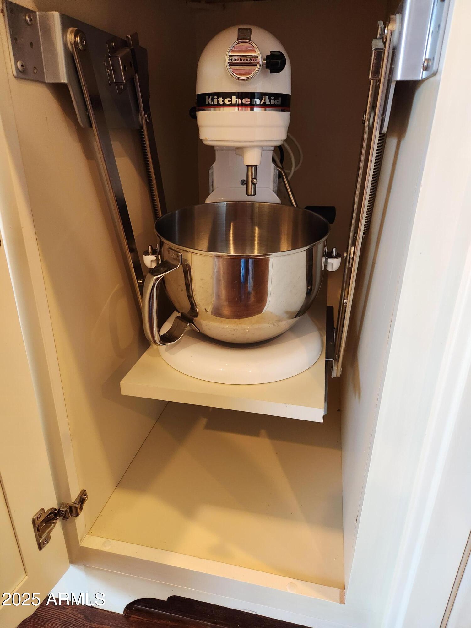 3881 E Birchwood Place