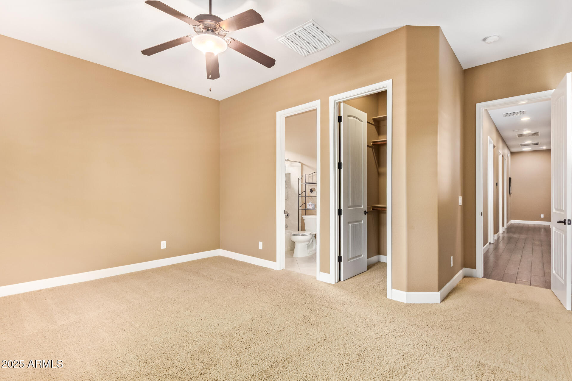 3881 E Birchwood Place