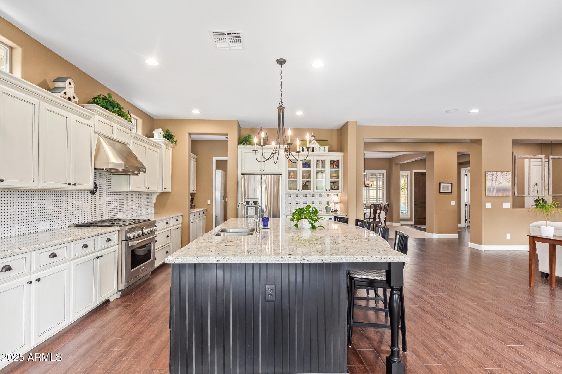 3881 E Birchwood Place