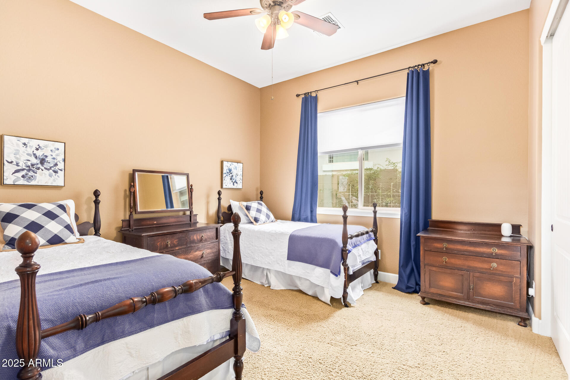 3881 E Birchwood Place