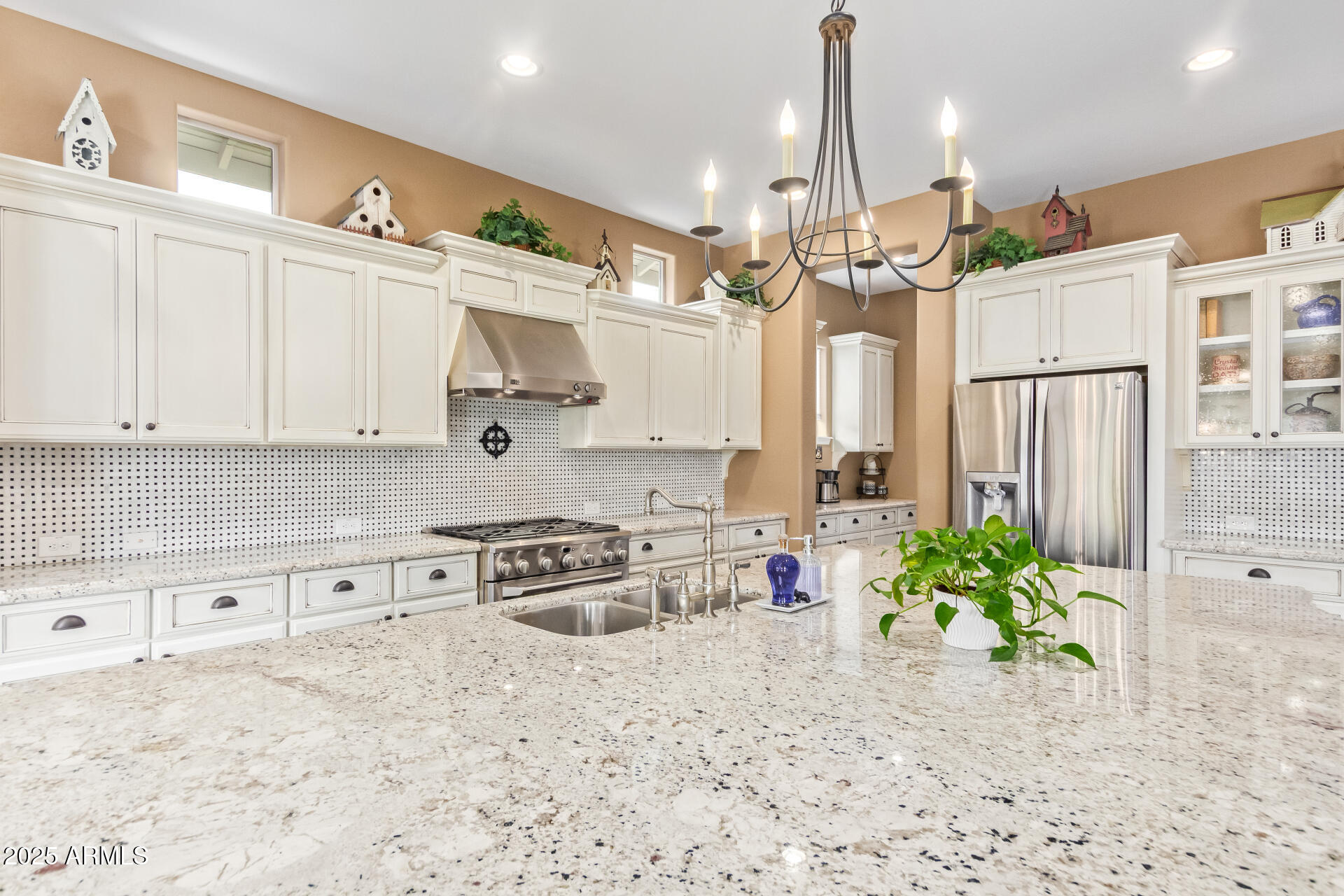 3881 E Birchwood Place