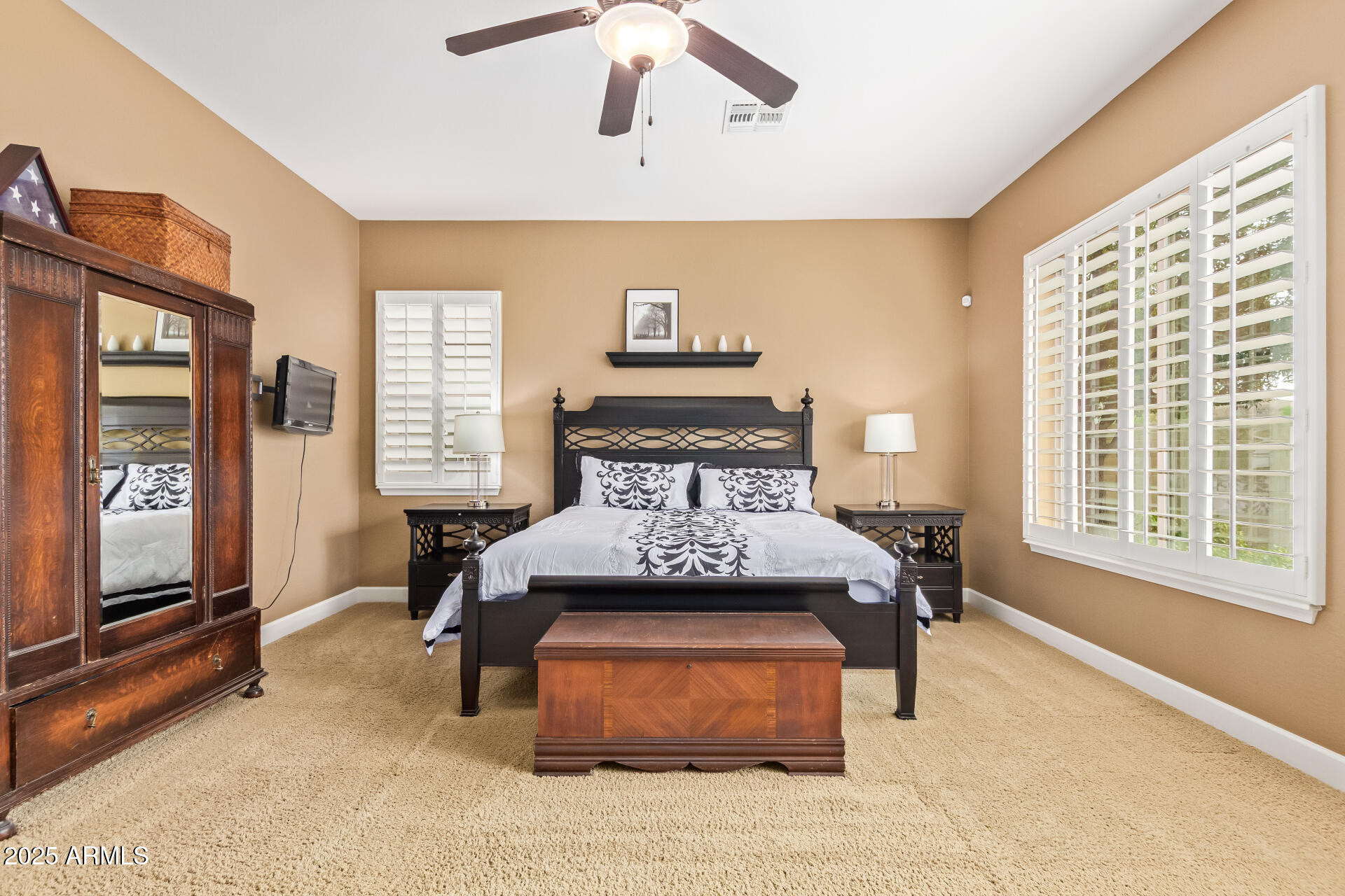 3881 E Birchwood Place