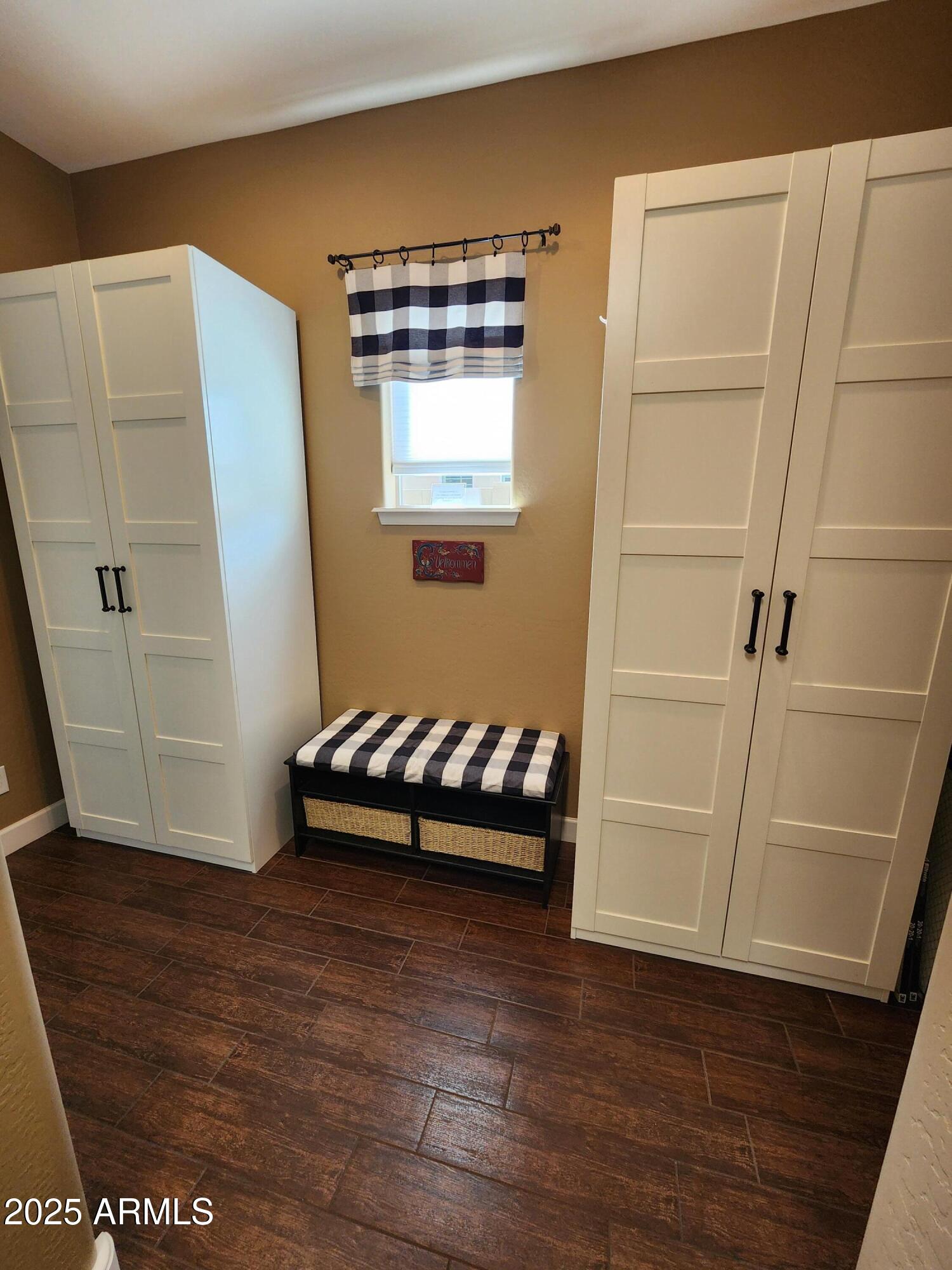 3881 E Birchwood Place