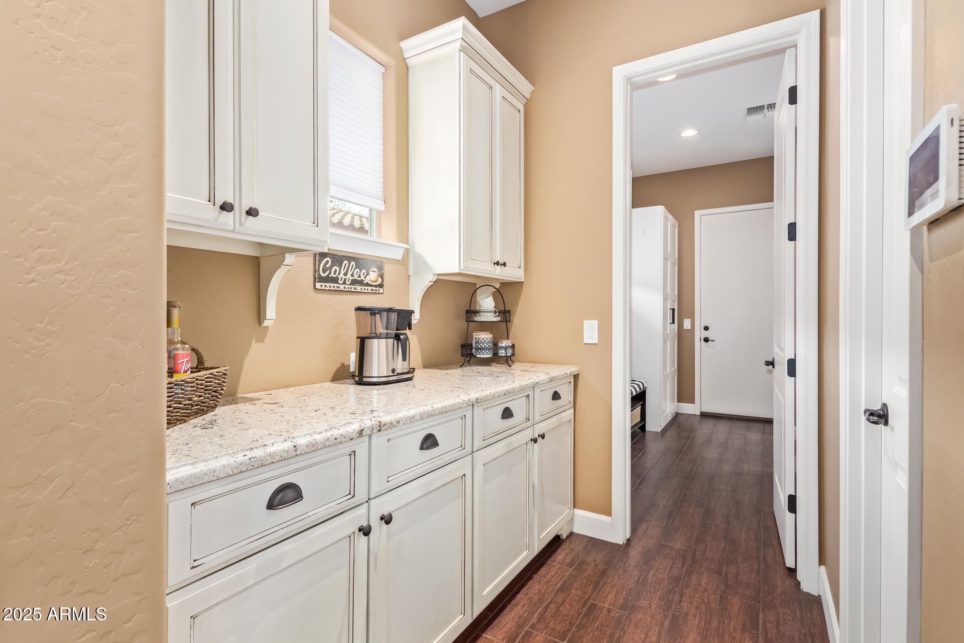 3881 E Birchwood Place