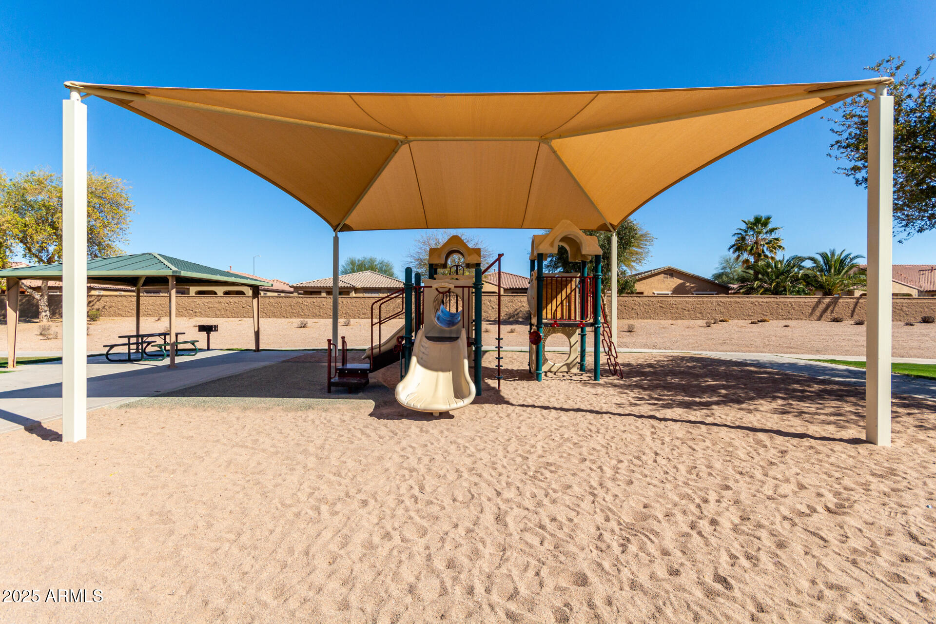 36284 W SAN CLEMENTE Avenue