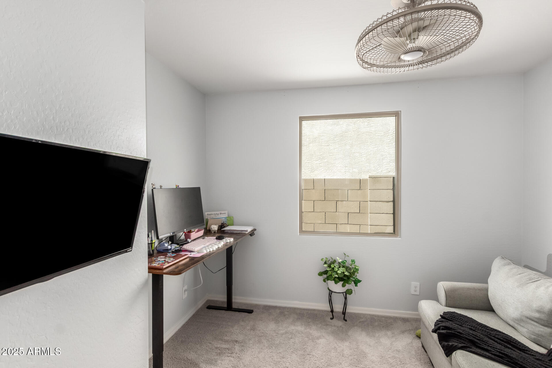 36284 W SAN CLEMENTE Avenue