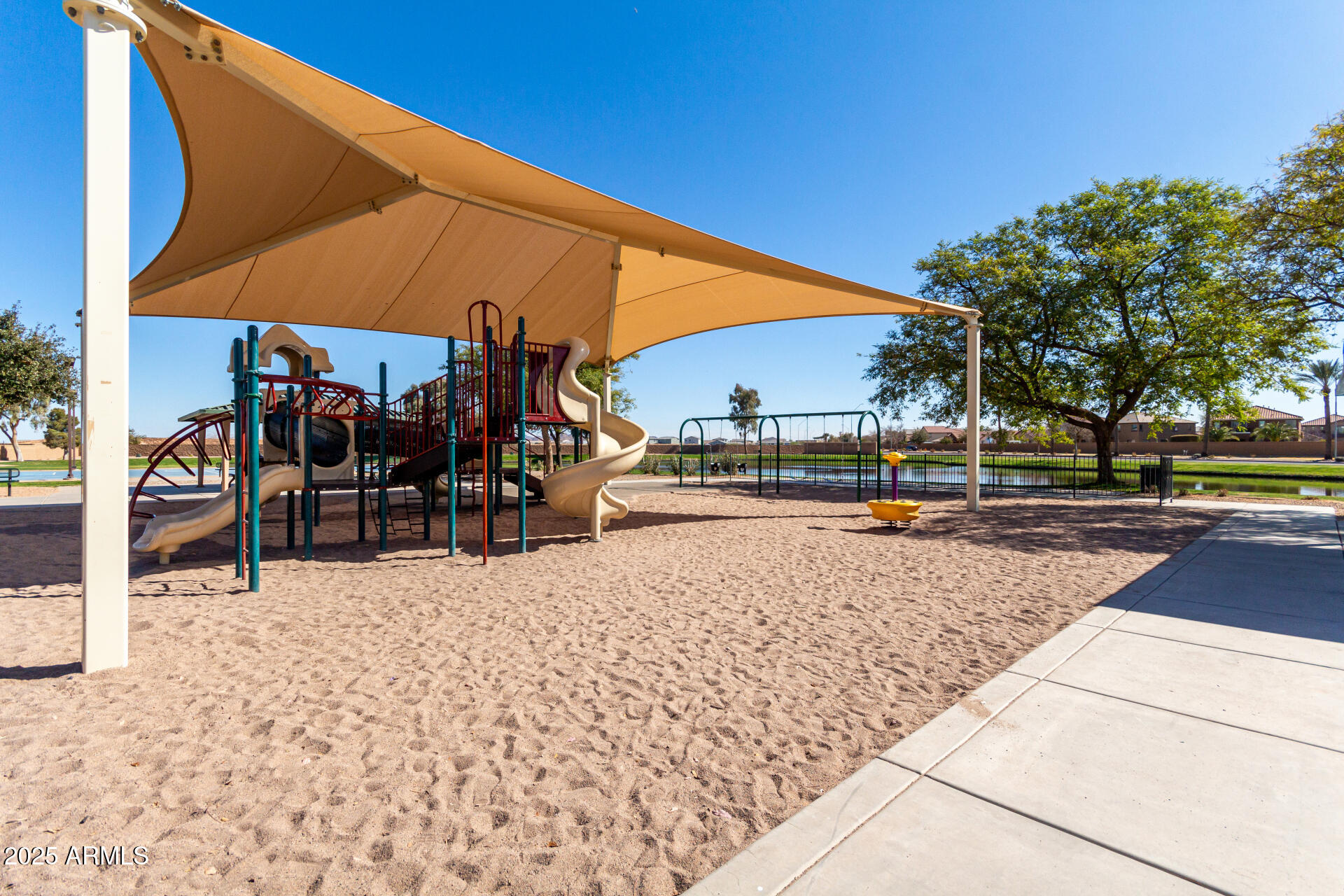 36284 W SAN CLEMENTE Avenue