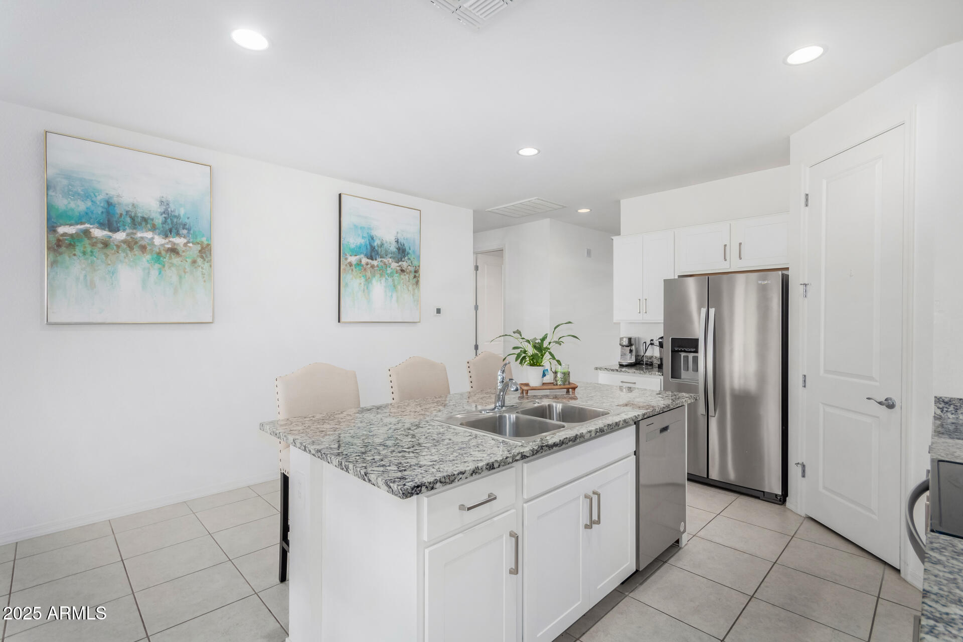 36284 W SAN CLEMENTE Avenue