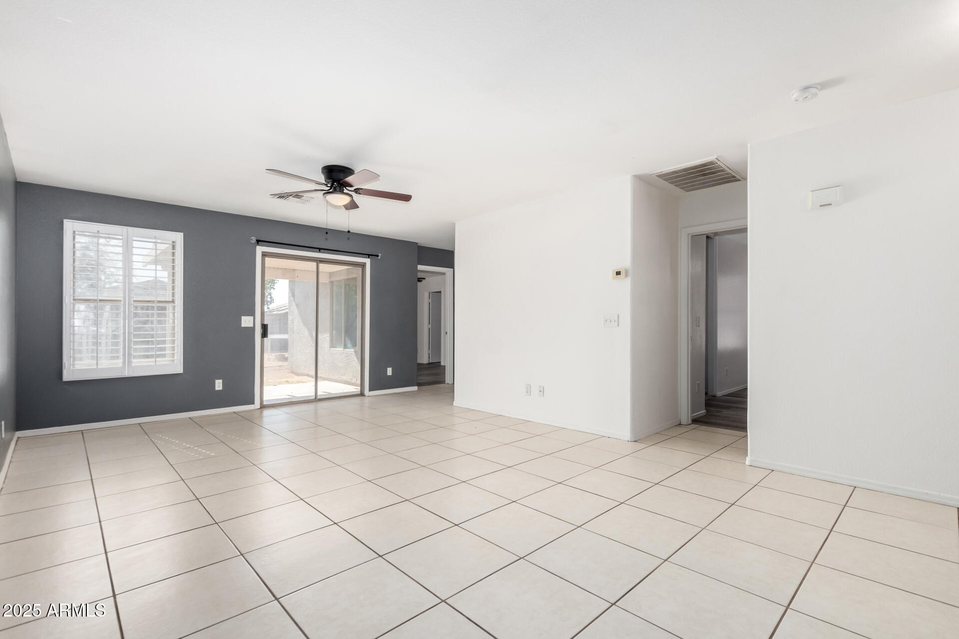 6313 W PIONEER Street