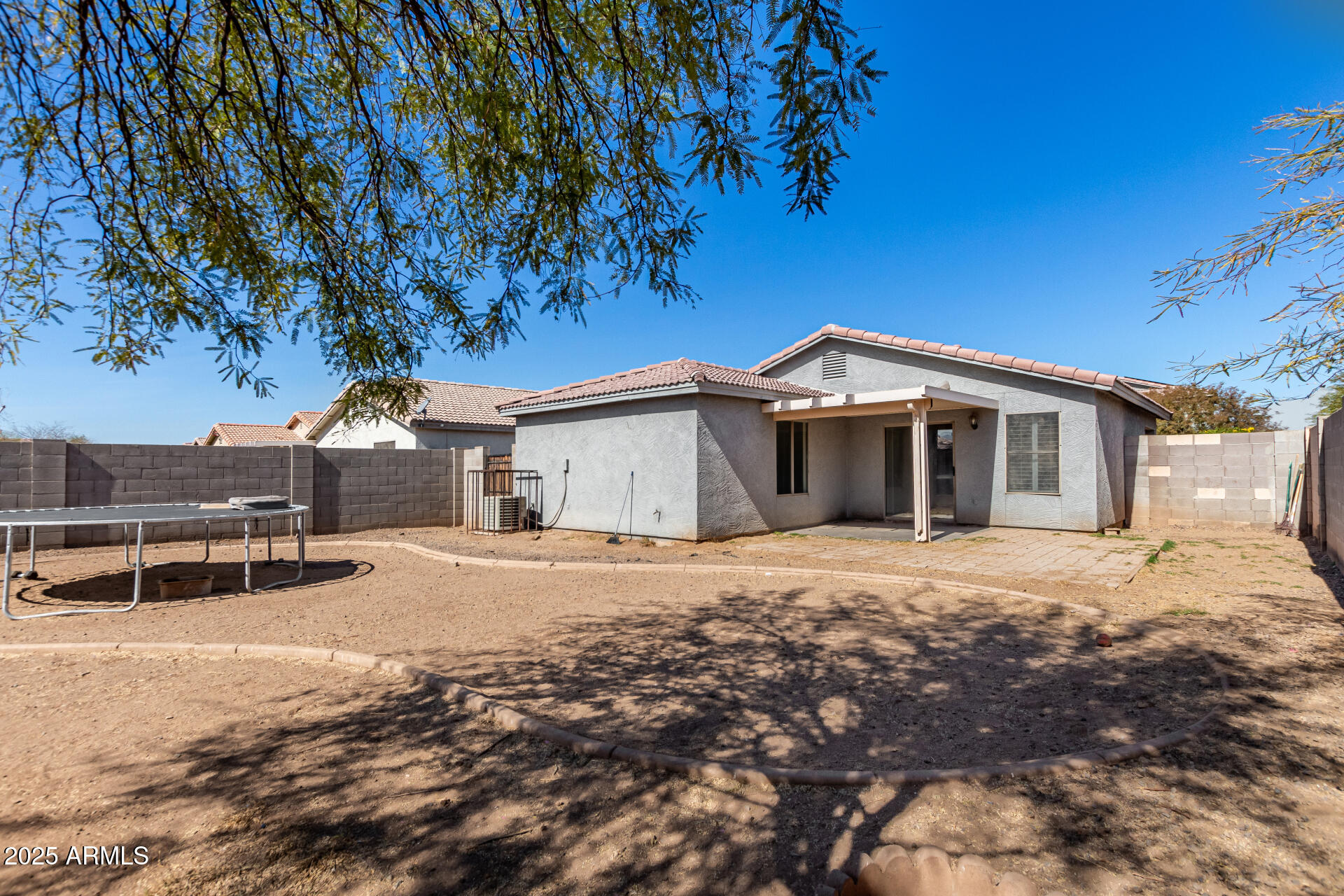 6313 W PIONEER Street