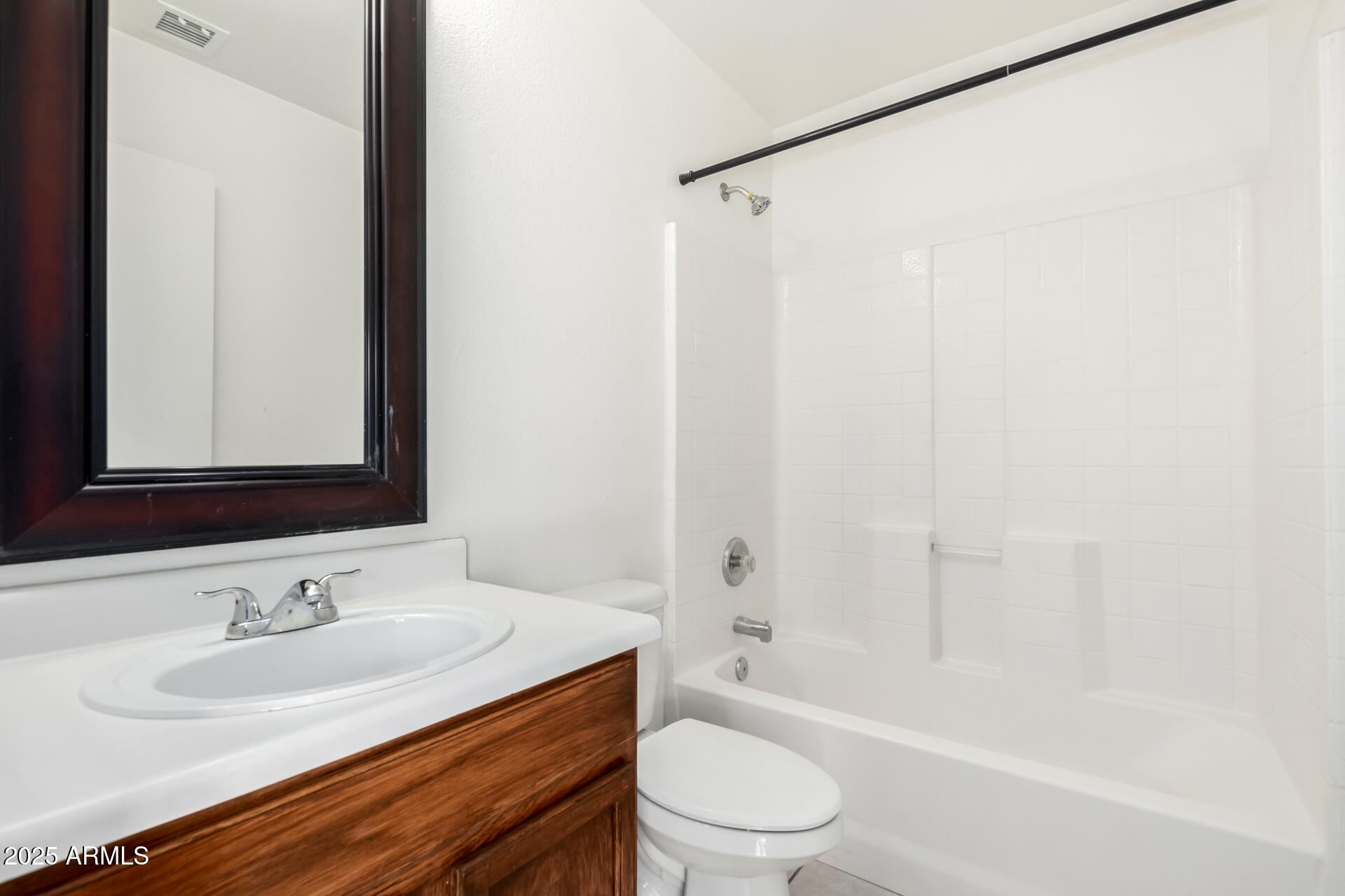 6313 W PIONEER Street