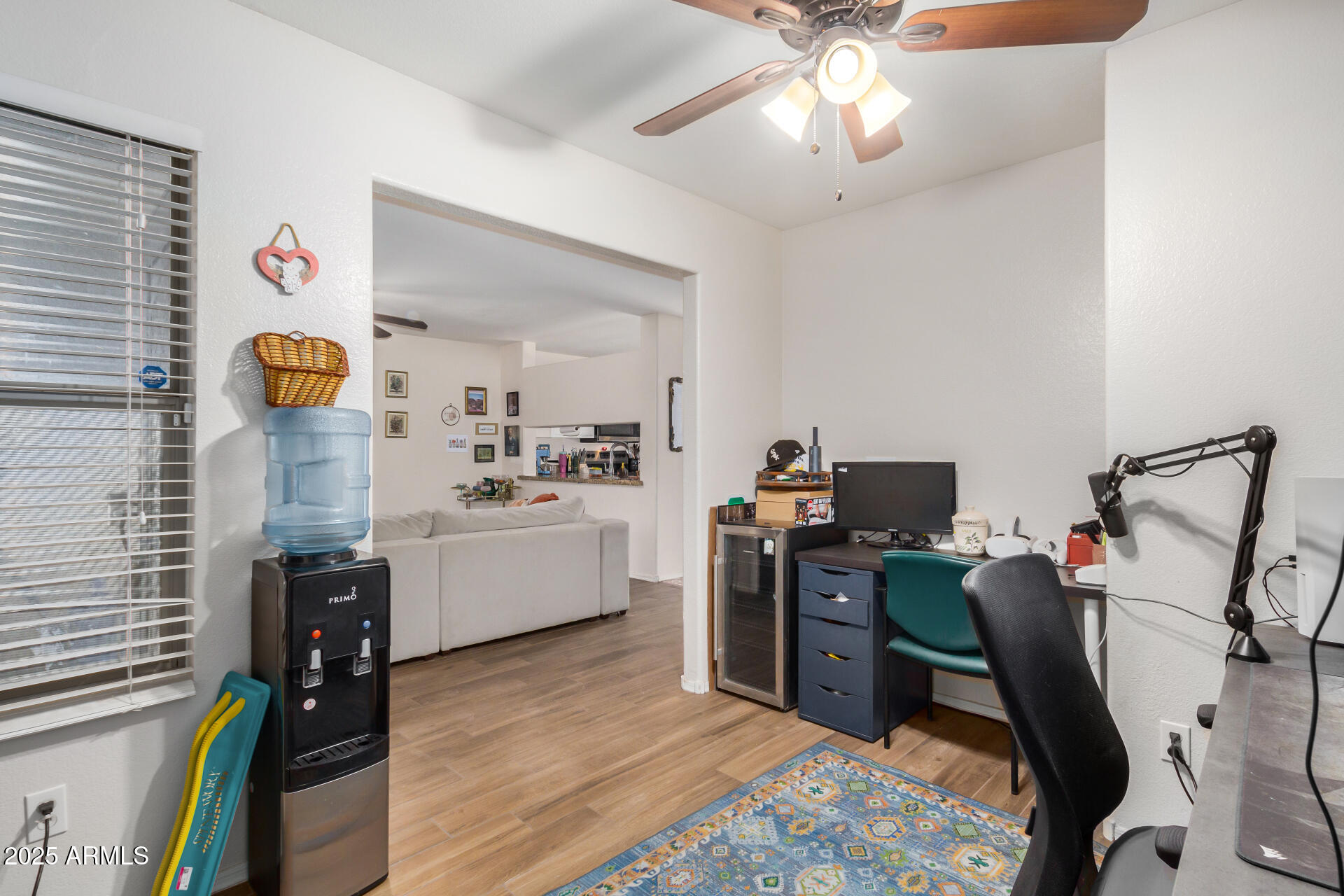 1345 W DIAMOND Avenue