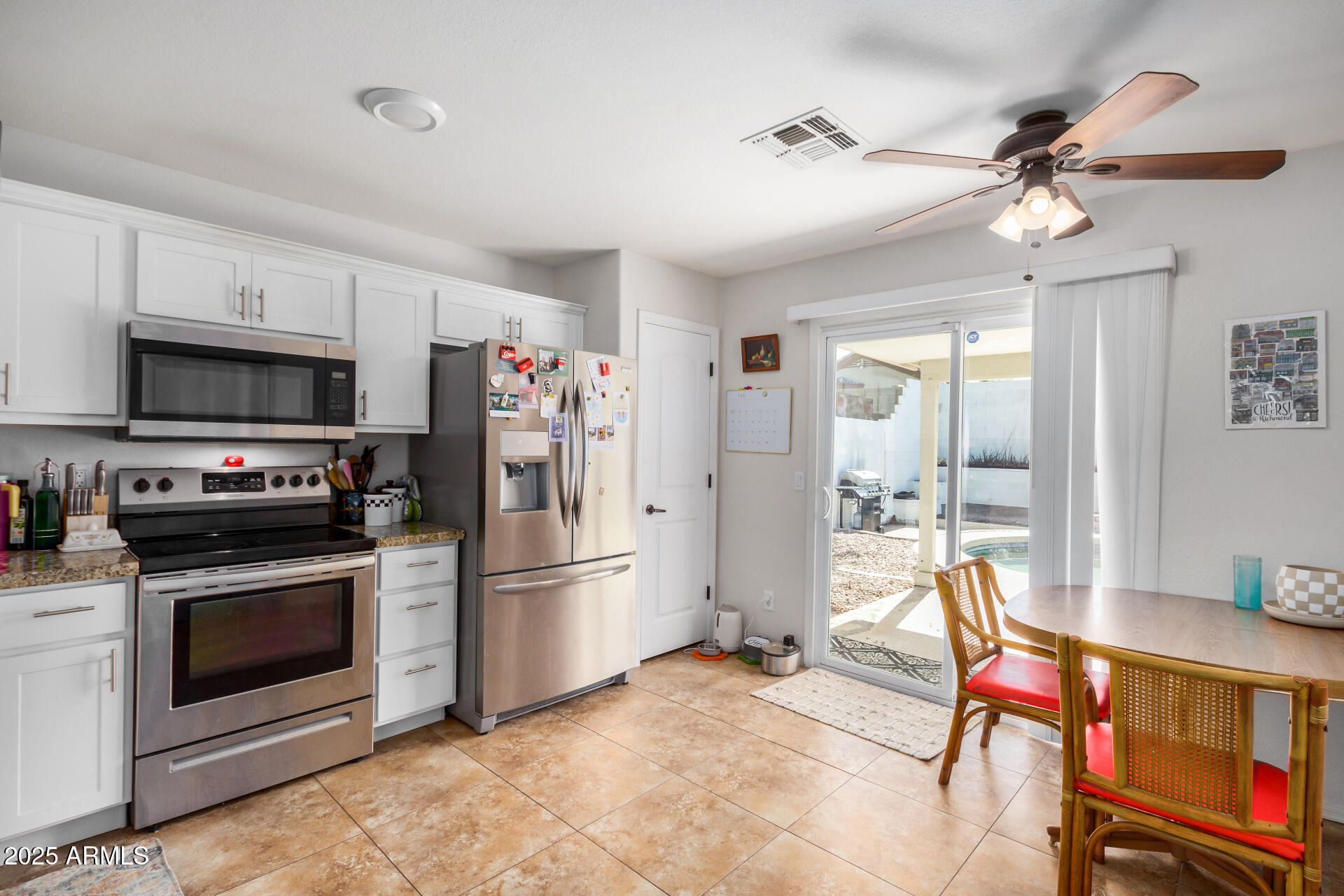 1345 W DIAMOND Avenue