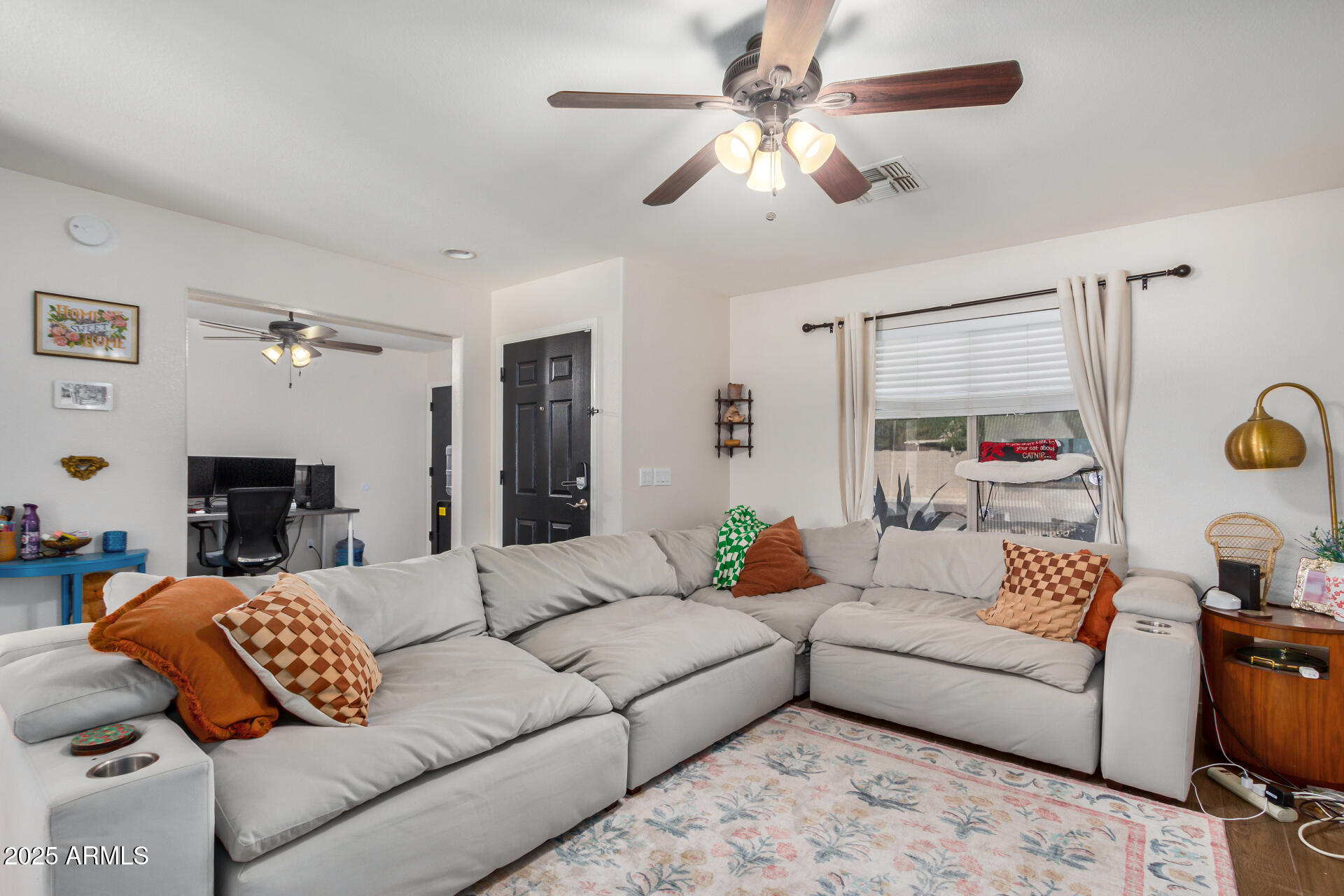 1345 W DIAMOND Avenue