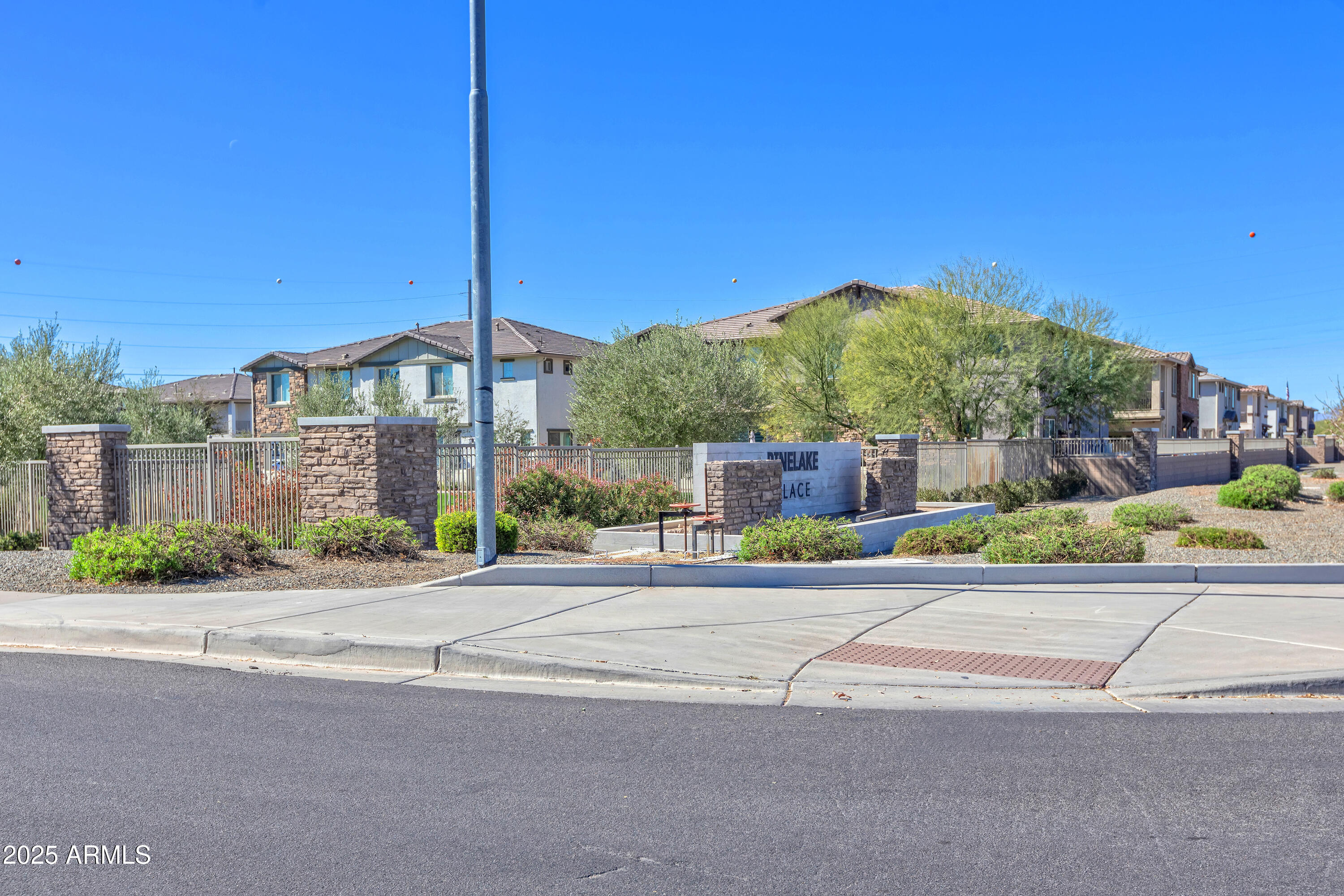 4100 S PINELAKE Way # 143