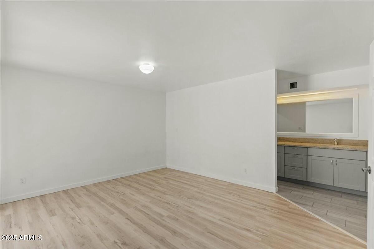 3223 W PURDUE Avenue