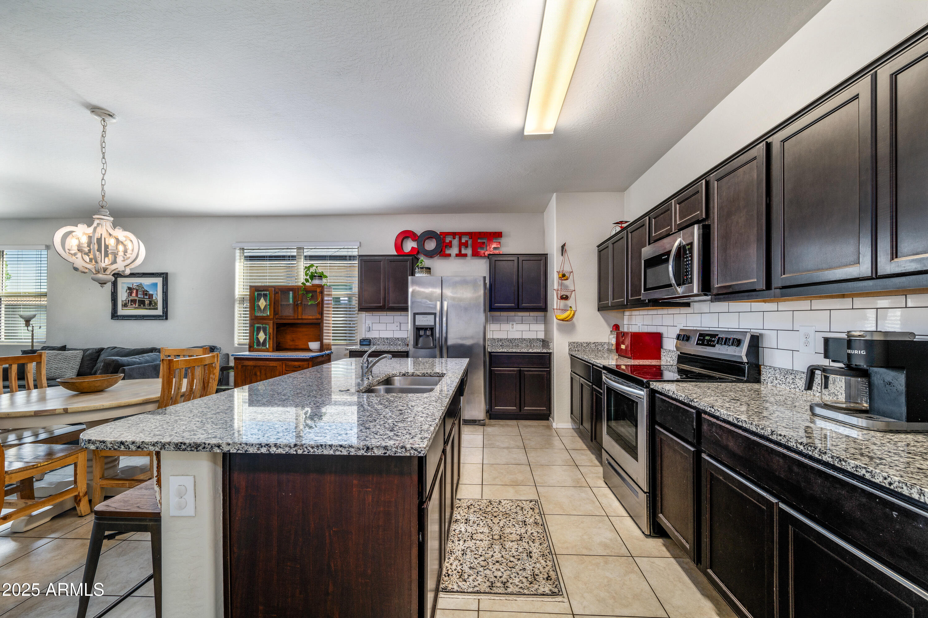 2922 W KOWALSKY Lane