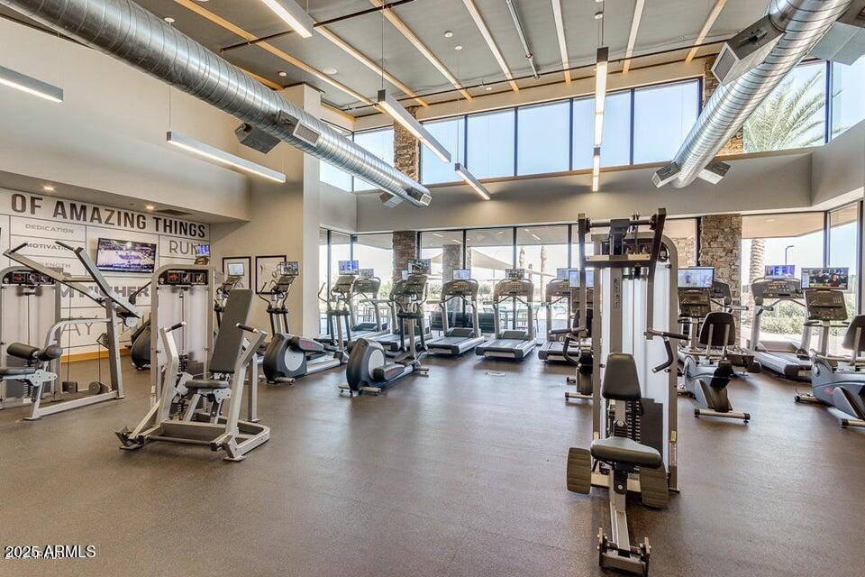 10726 E TALLAHASSEE Avenue