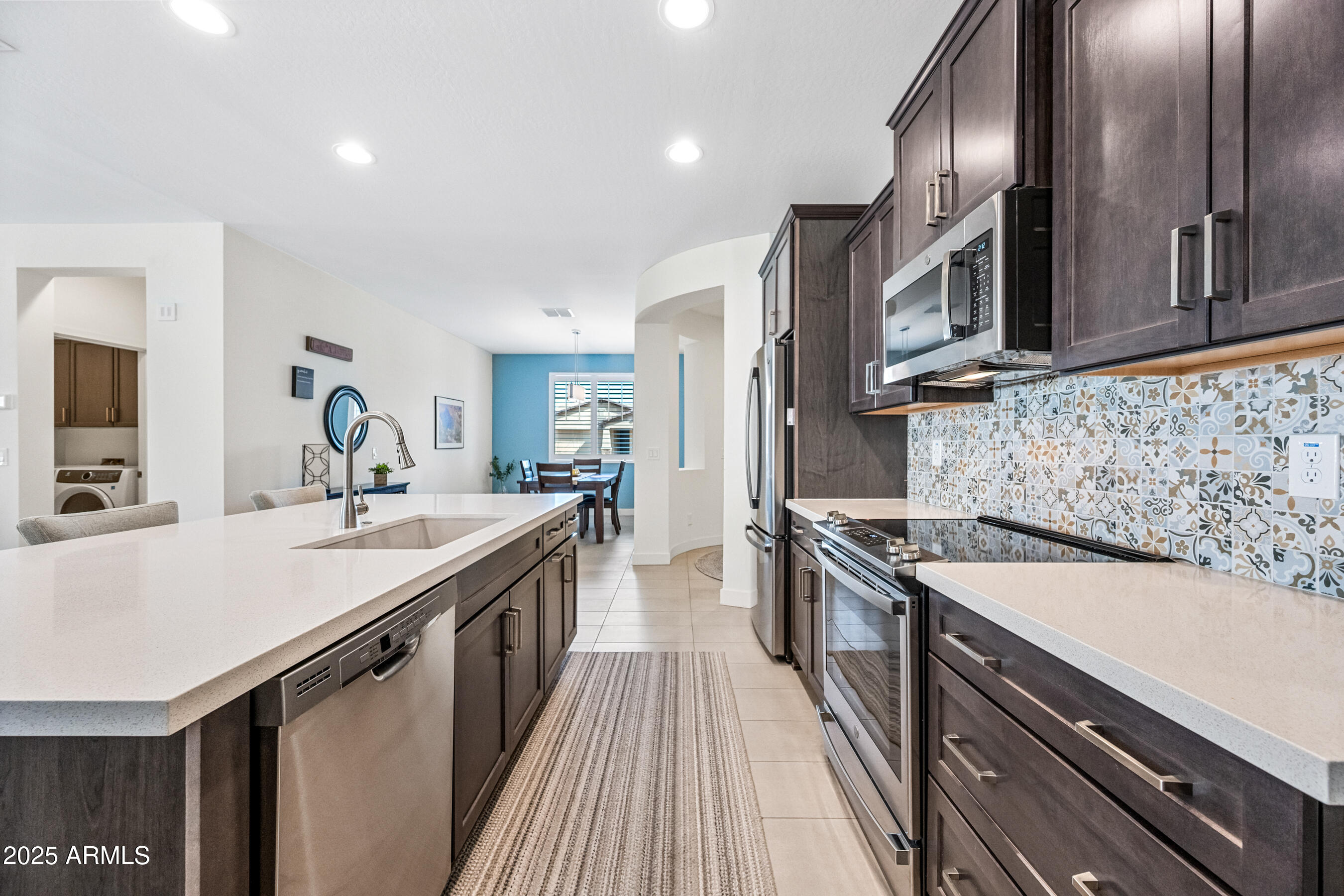 10726 E TALLAHASSEE Avenue