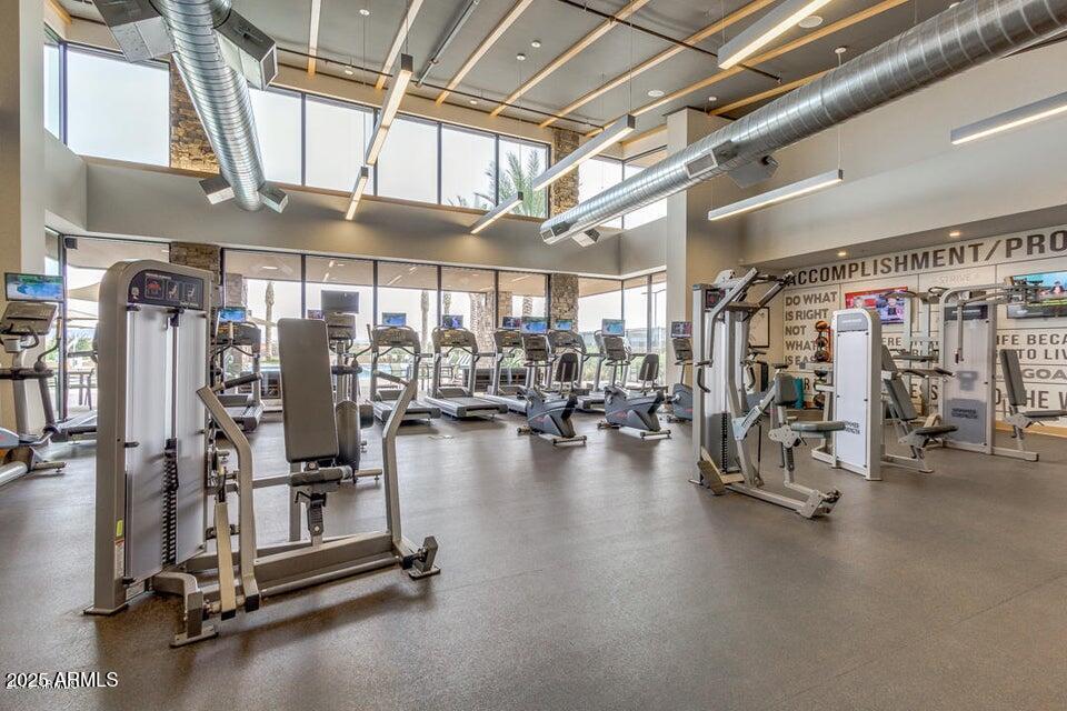 10726 E TALLAHASSEE Avenue