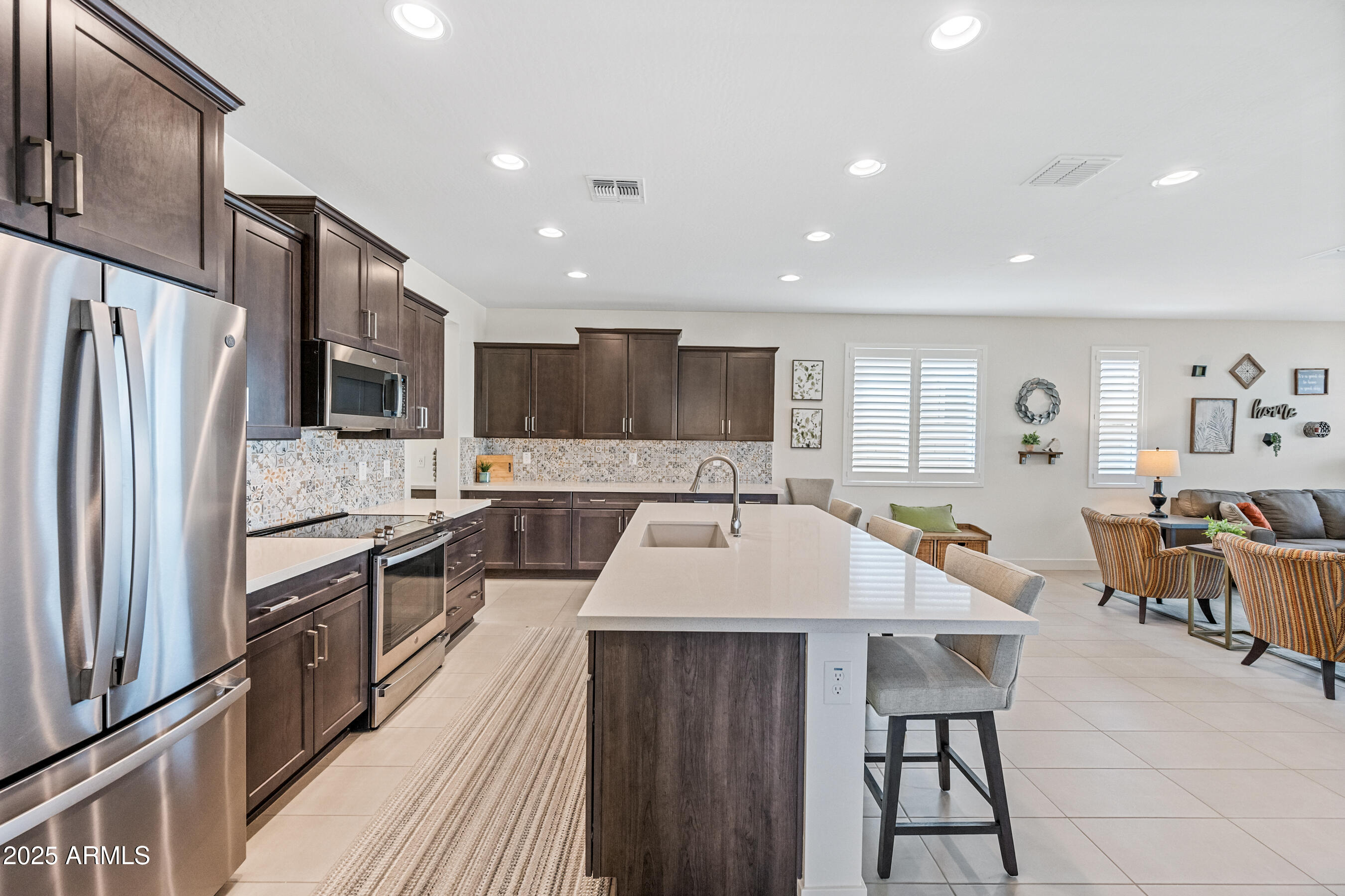 10726 E TALLAHASSEE Avenue