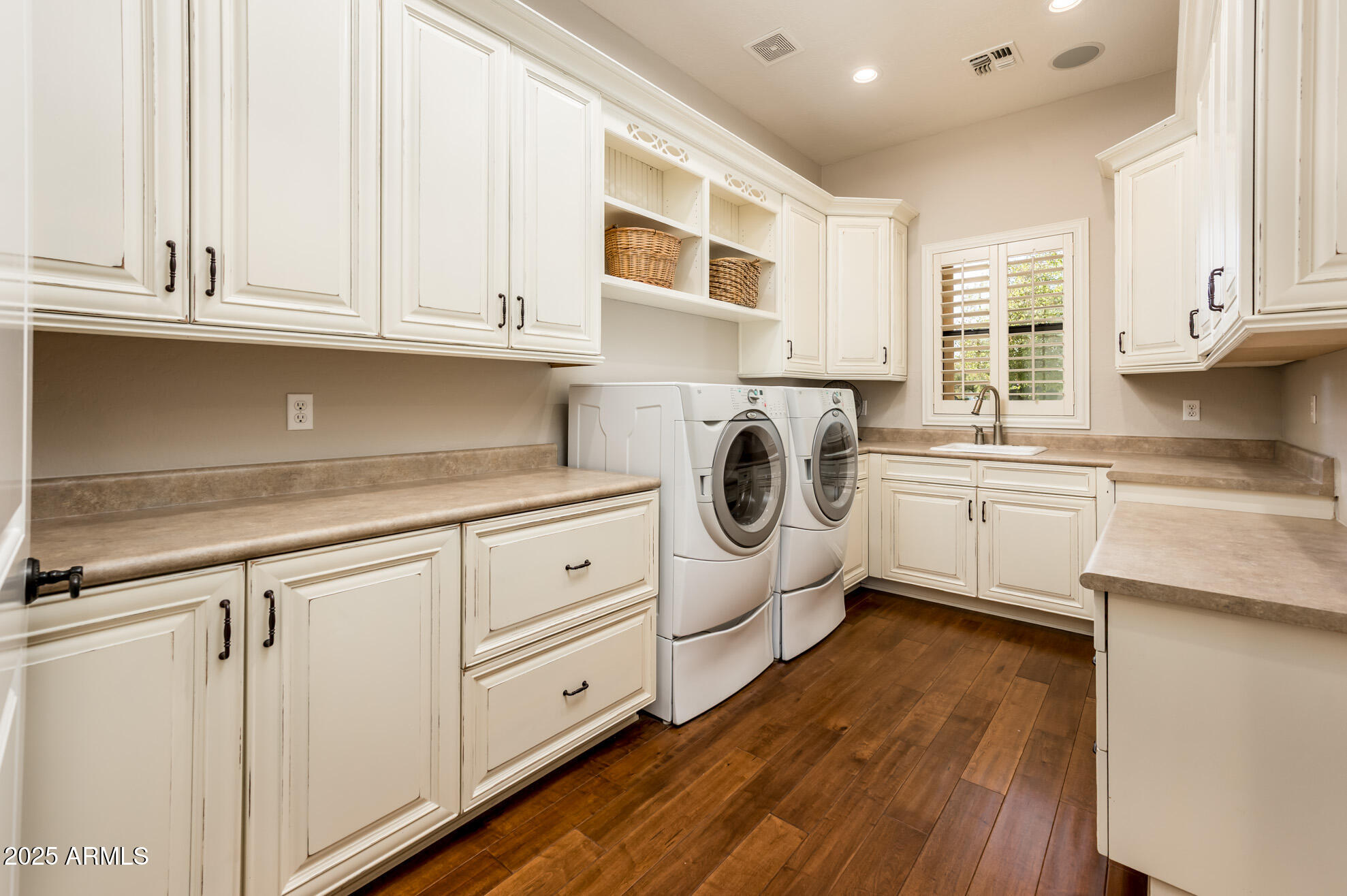 720 E Seattle Slew Lane