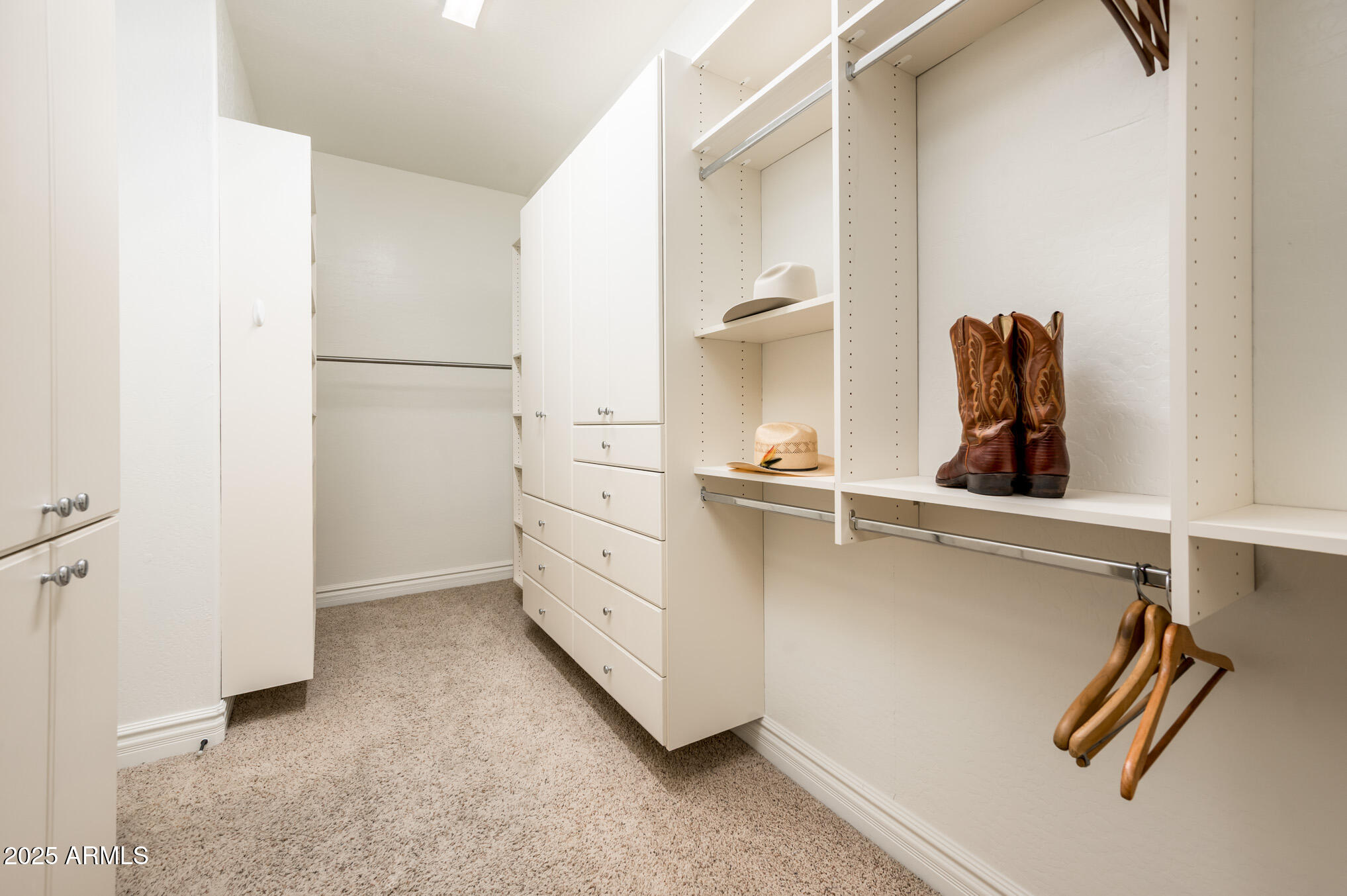 720 E Seattle Slew Lane