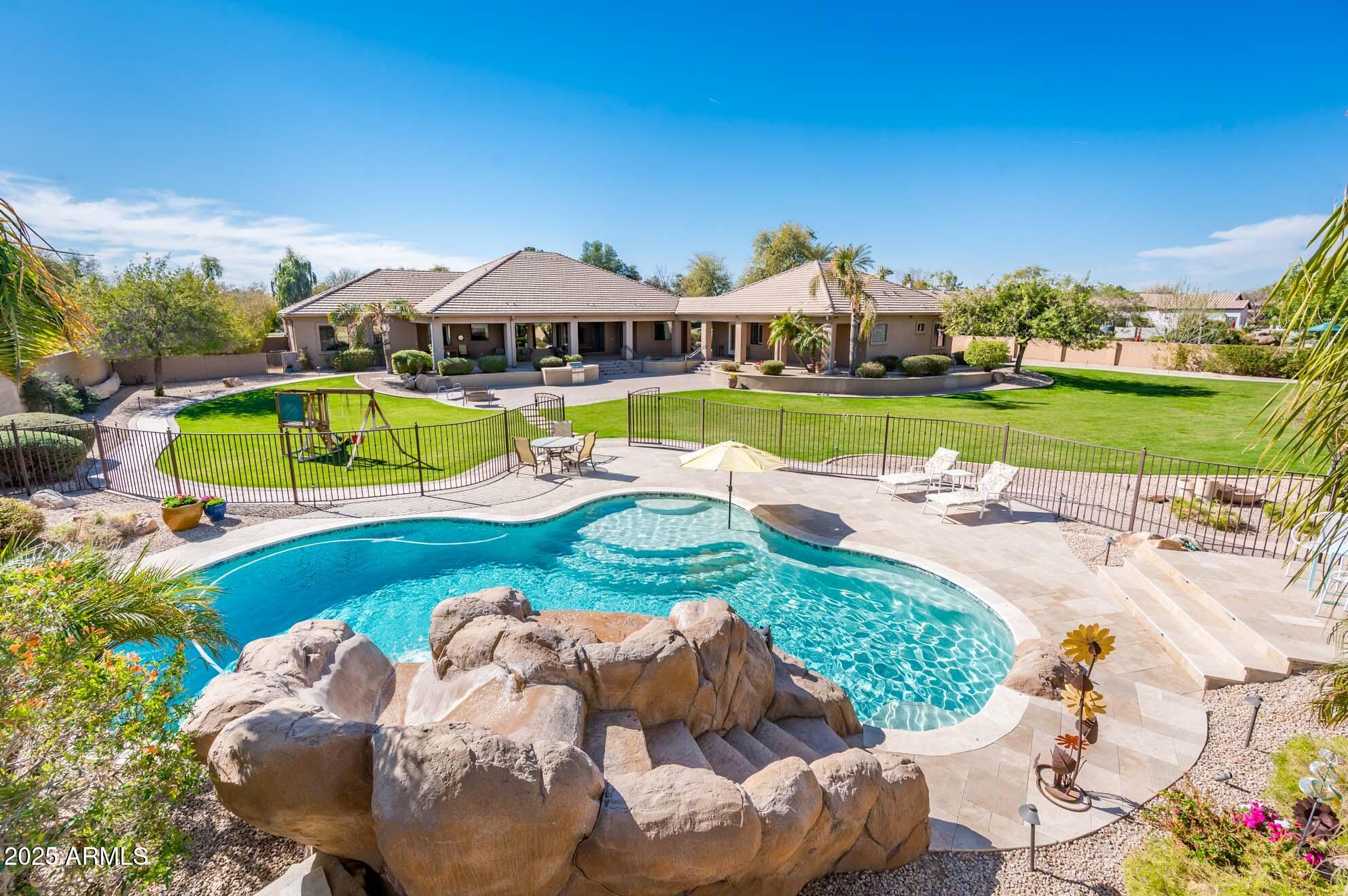 720 E Seattle Slew Lane