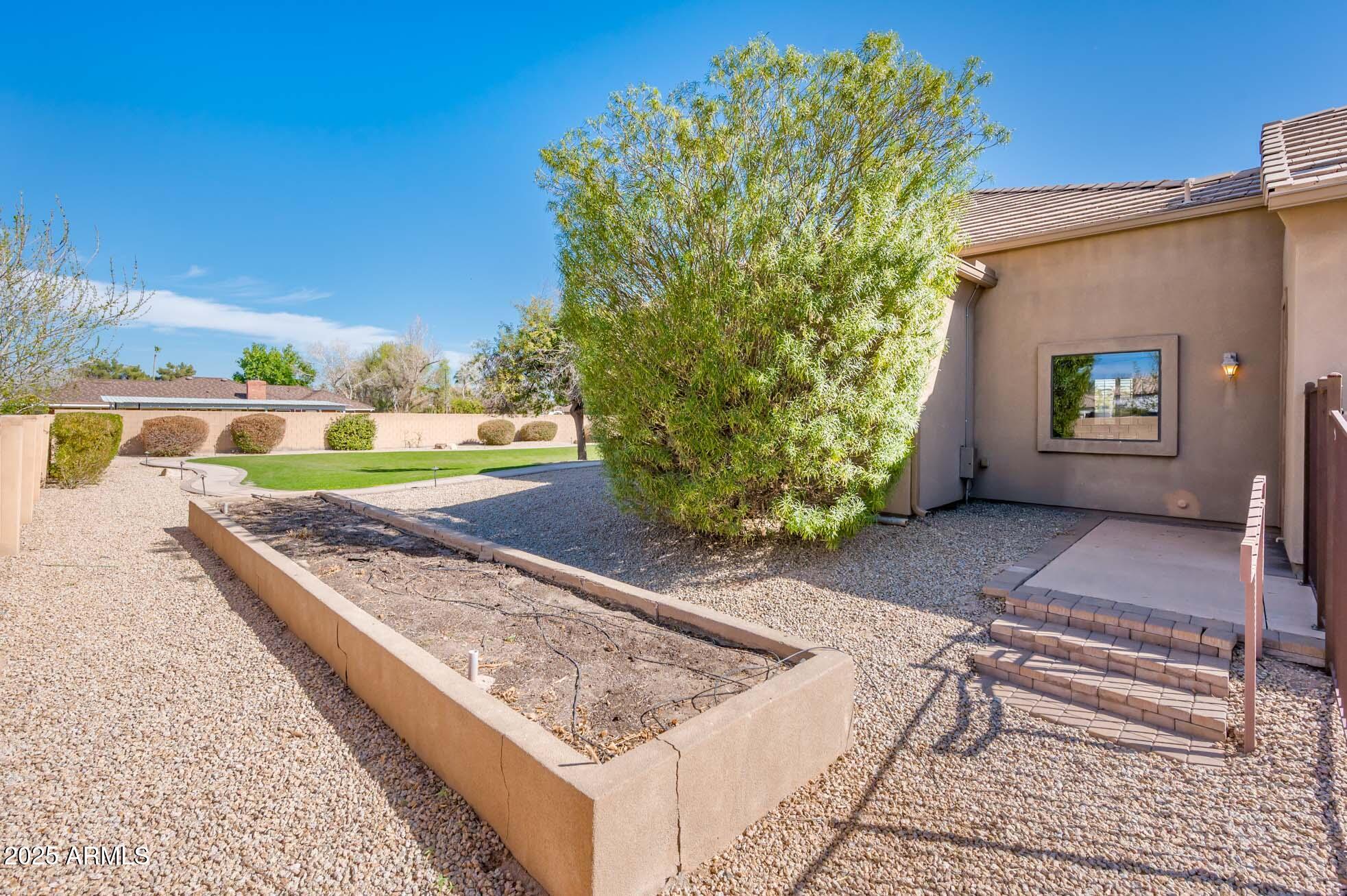 720 E Seattle Slew Lane