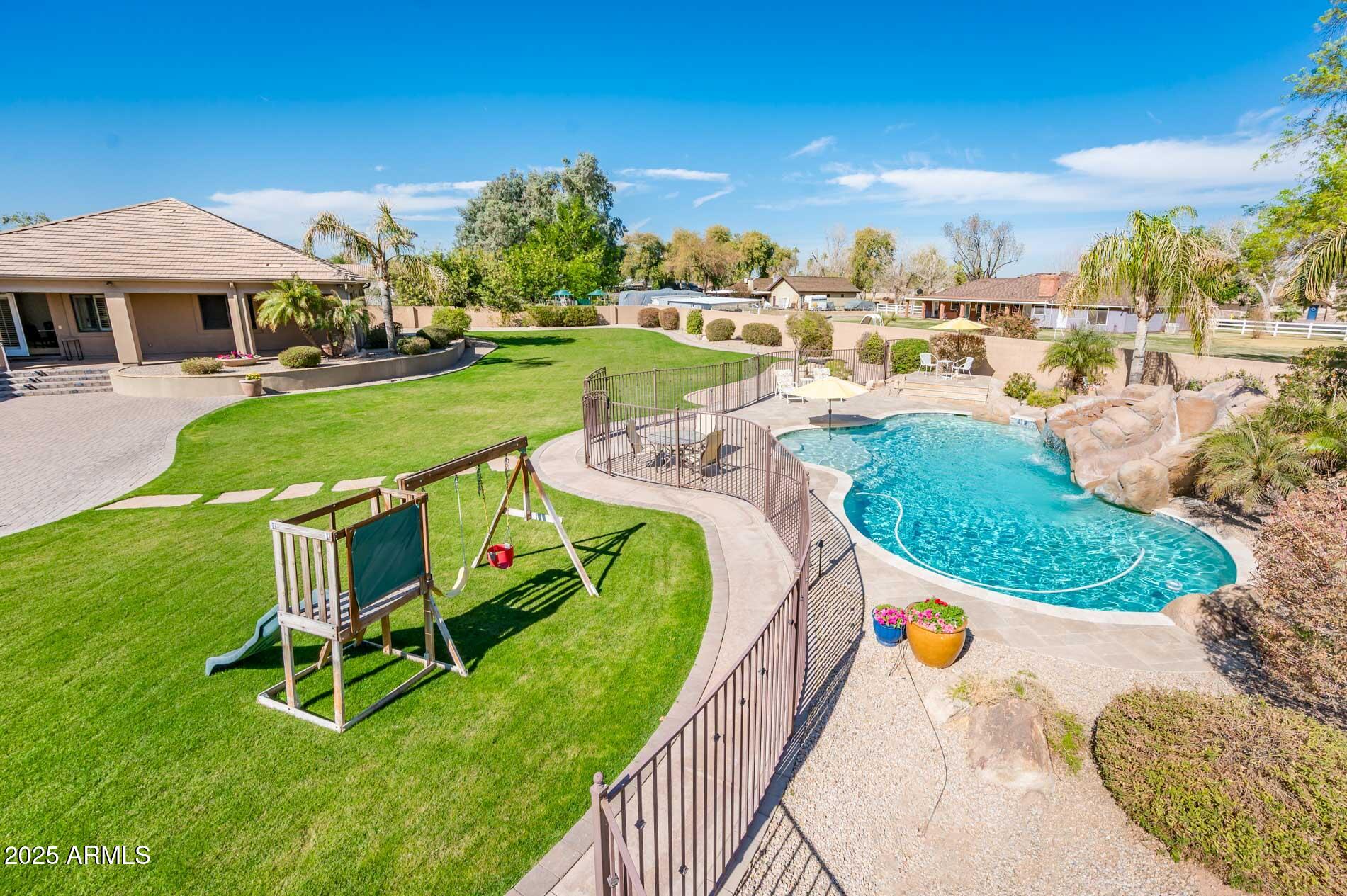 720 E Seattle Slew Lane