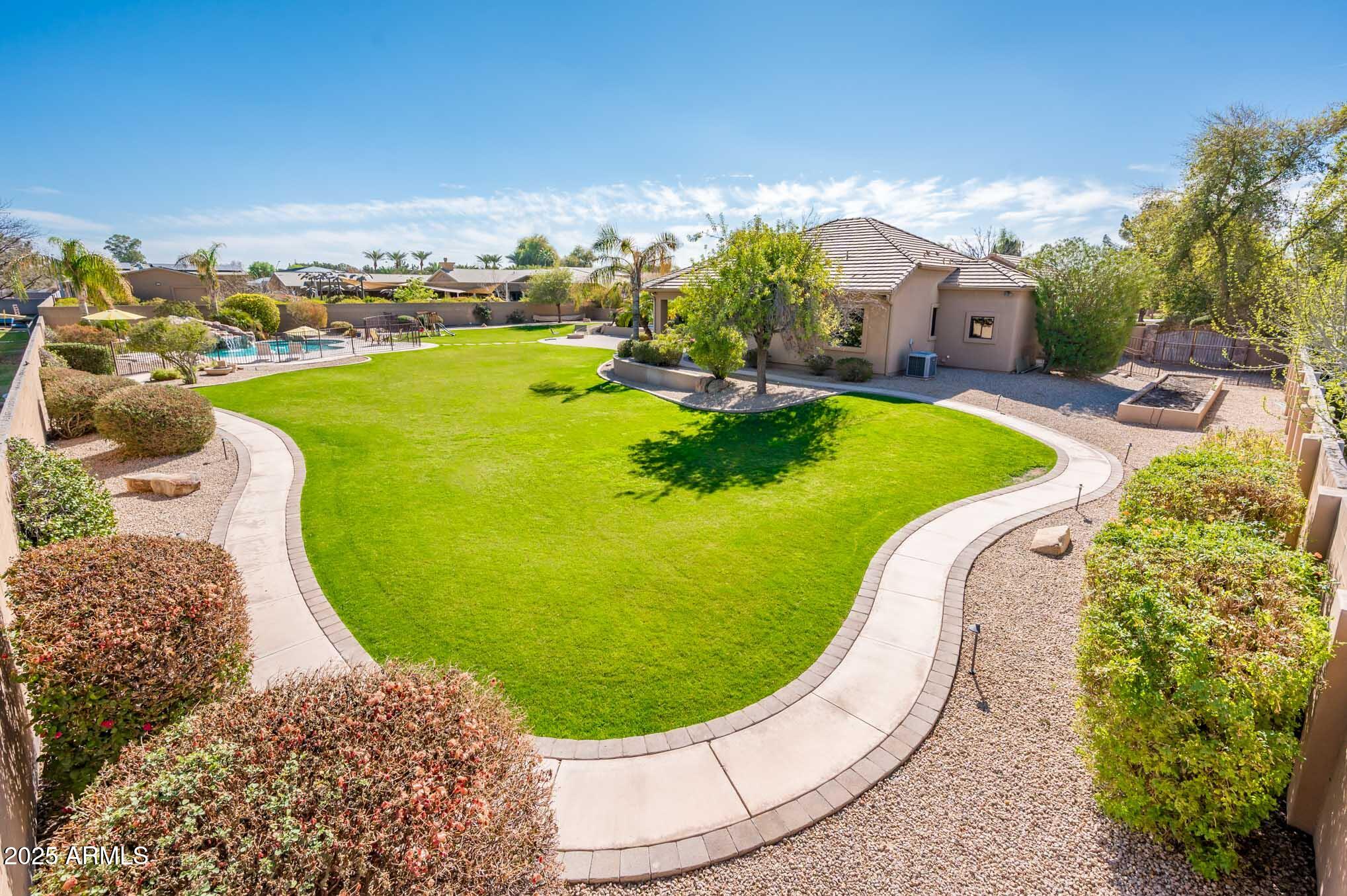 720 E Seattle Slew Lane