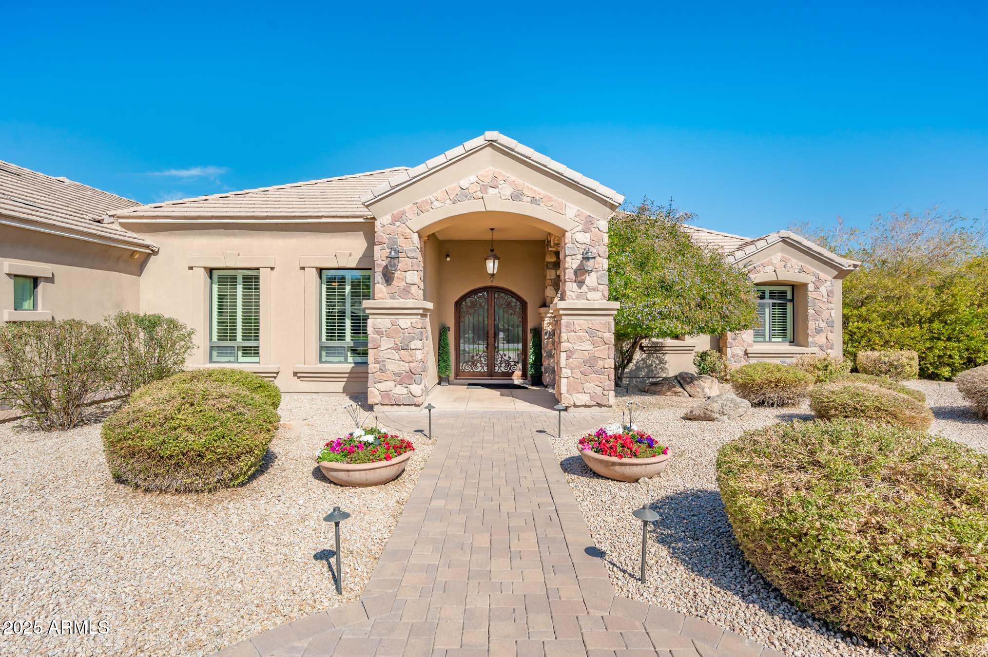 720 E Seattle Slew Lane