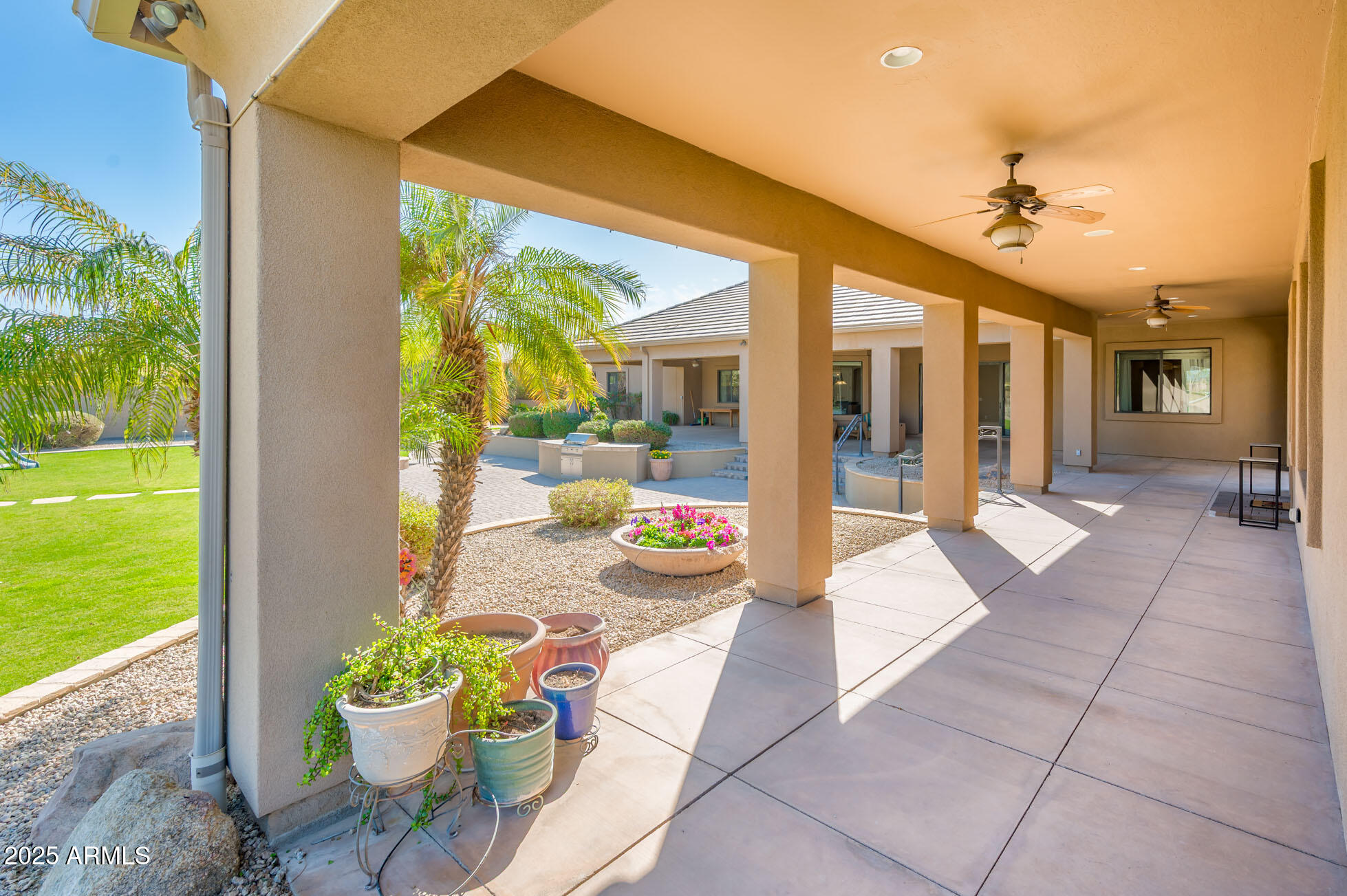 720 E Seattle Slew Lane