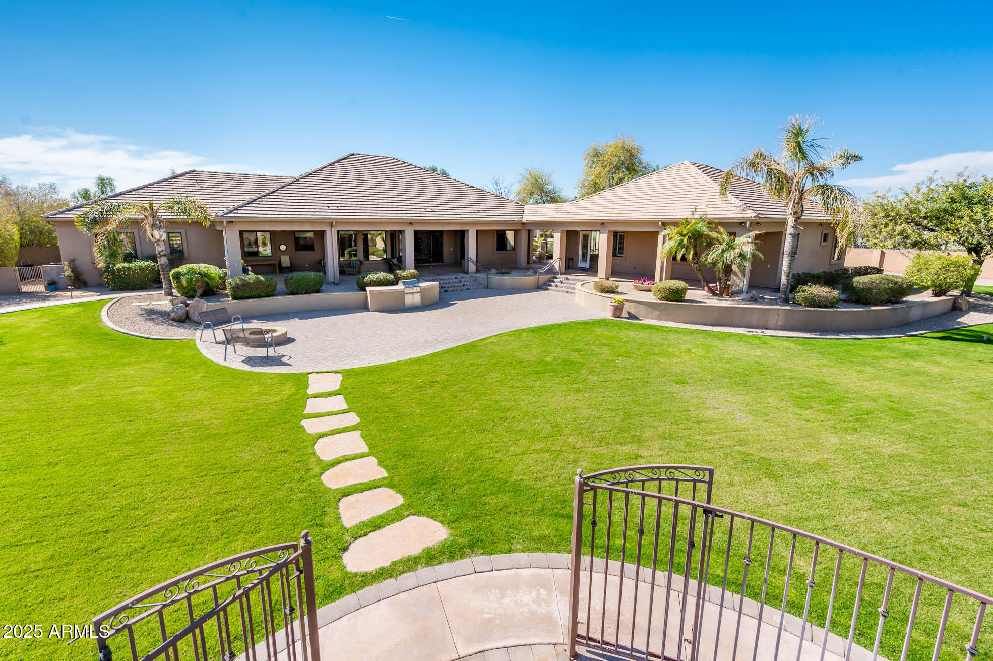 720 E Seattle Slew Lane