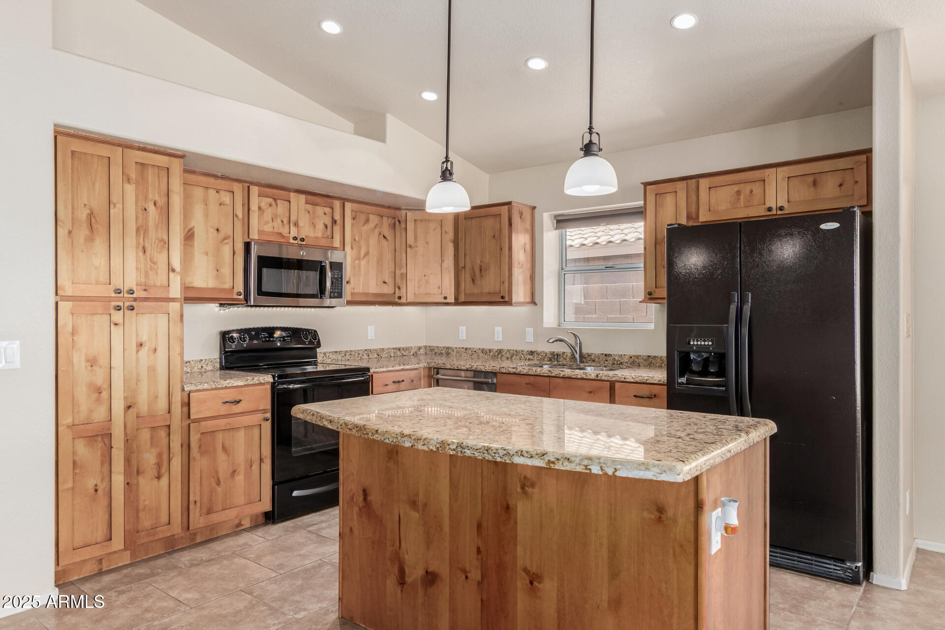 4102 E CATHEDRAL ROCK Drive