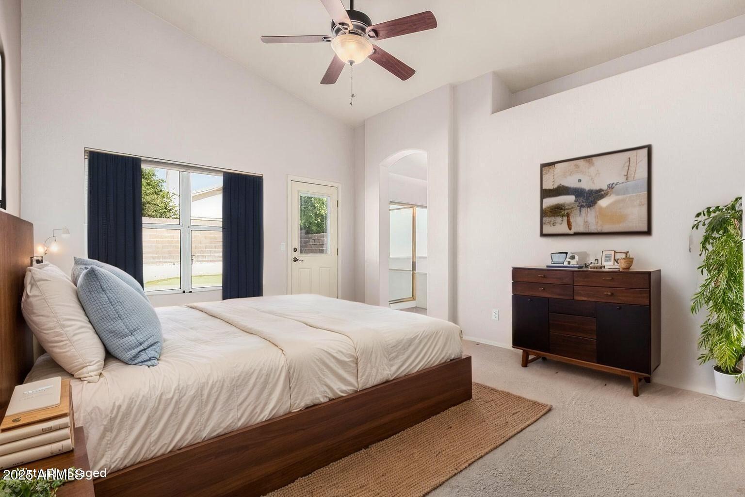 4102 E CATHEDRAL ROCK Drive